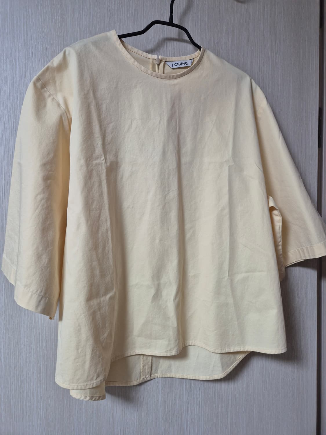 제이청 J.CHUNG 반팔 블라우스 상품이미지1