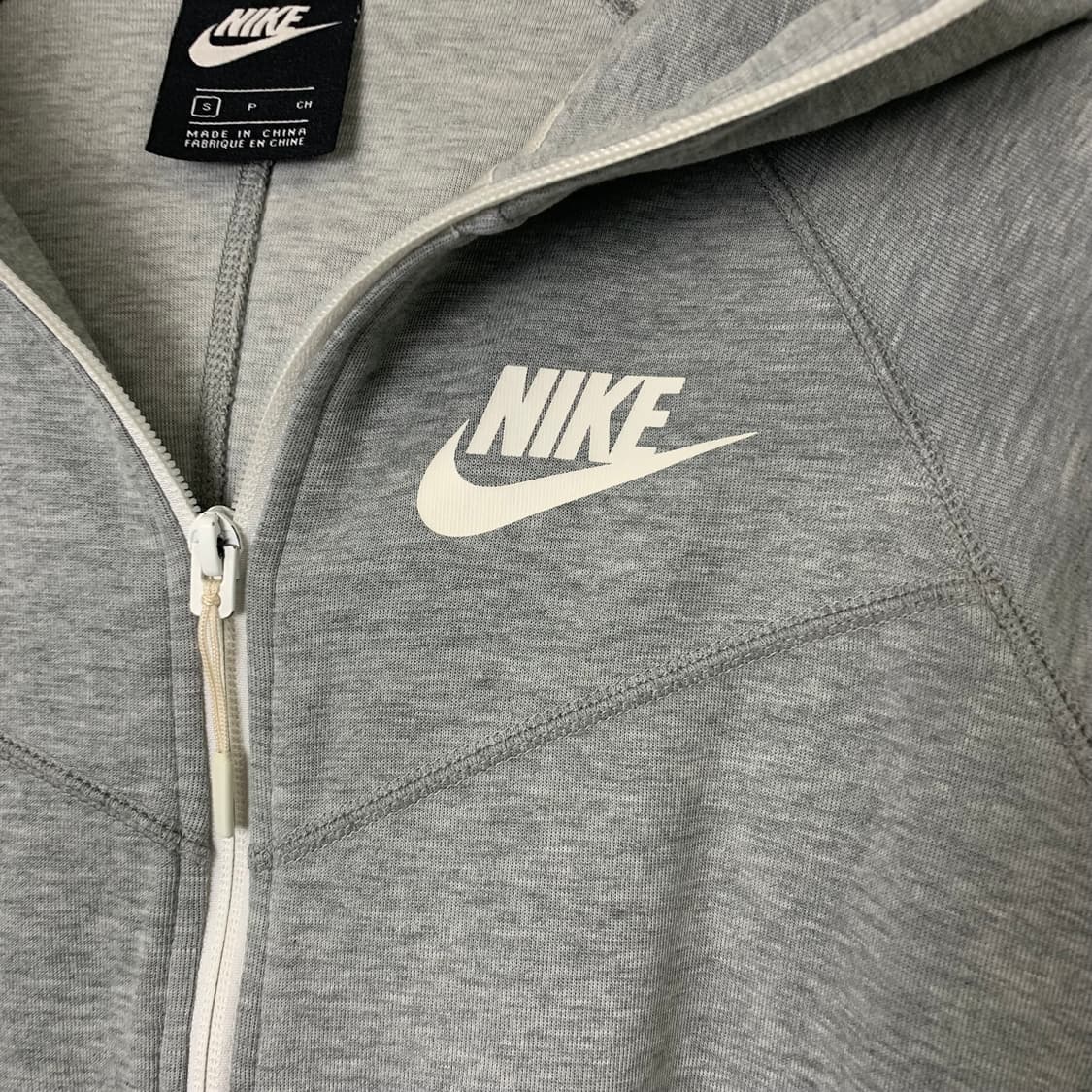 나이키 우먼스 테크팩 그레이 후드집업 상품이미지4