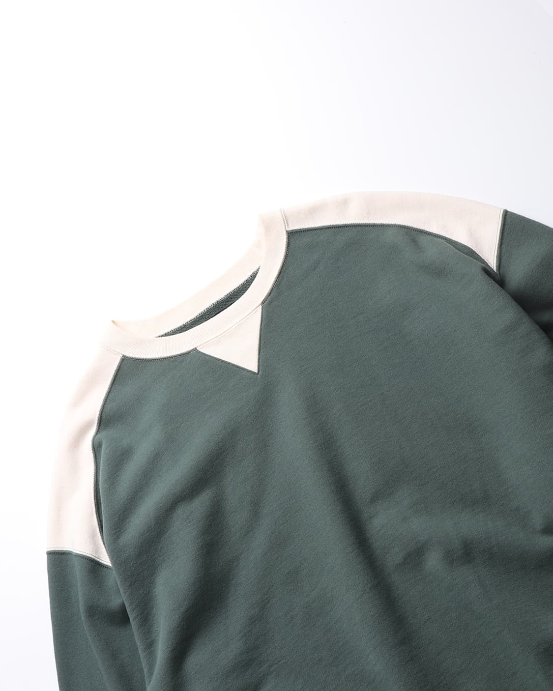 CAV EMPT Panel Shoulder Crewneck 상품이미지5