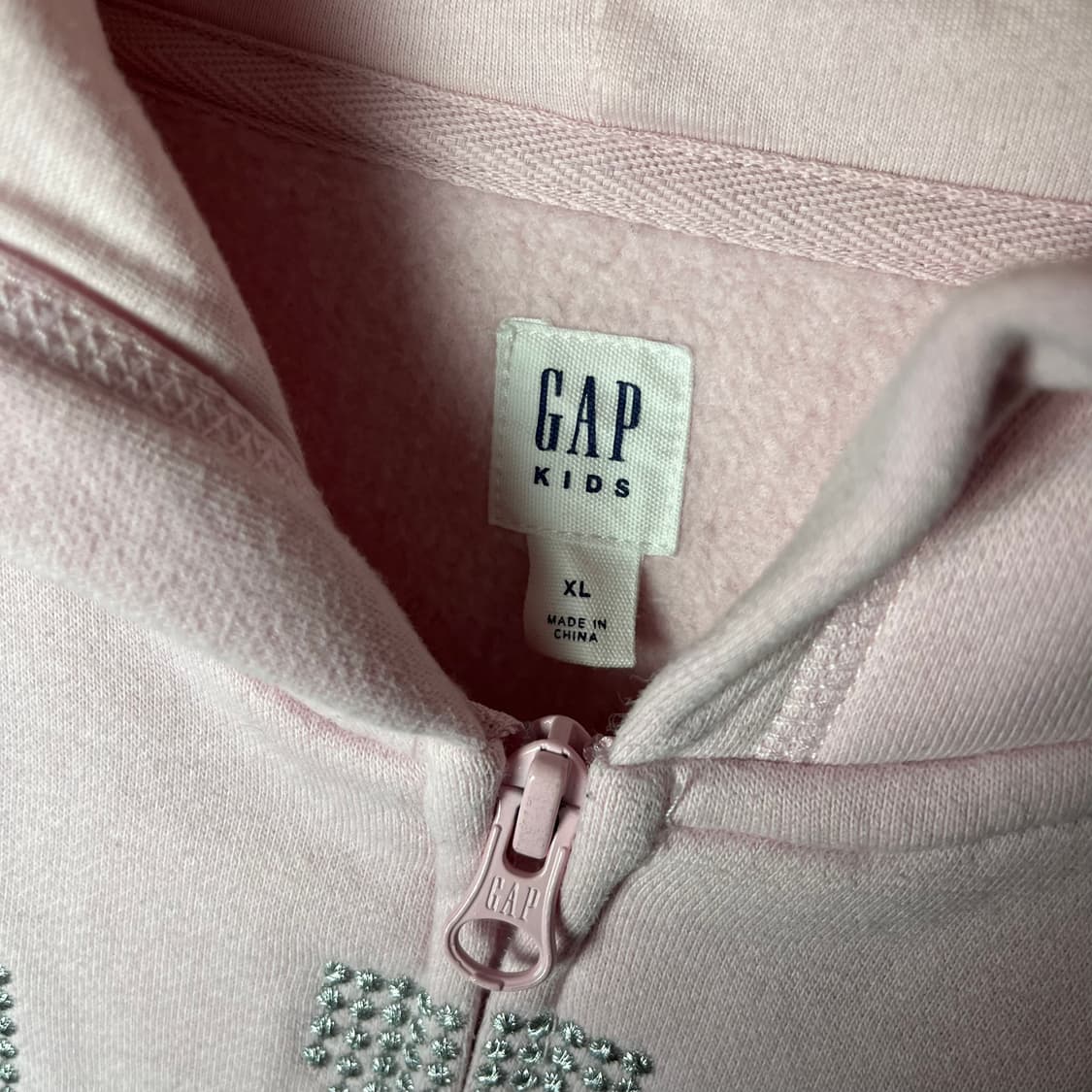 [Gap] 갭 실버자수 연핑크 후드집업 상품이미지4