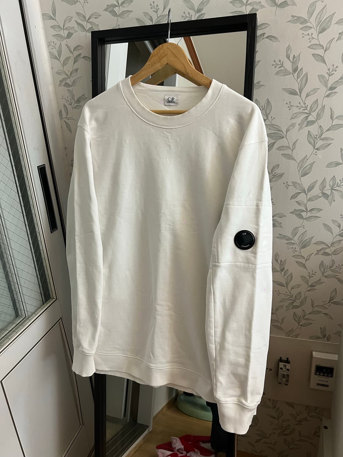 CP컴퍼니 화이트 맨투맨3XL 상품이미지1