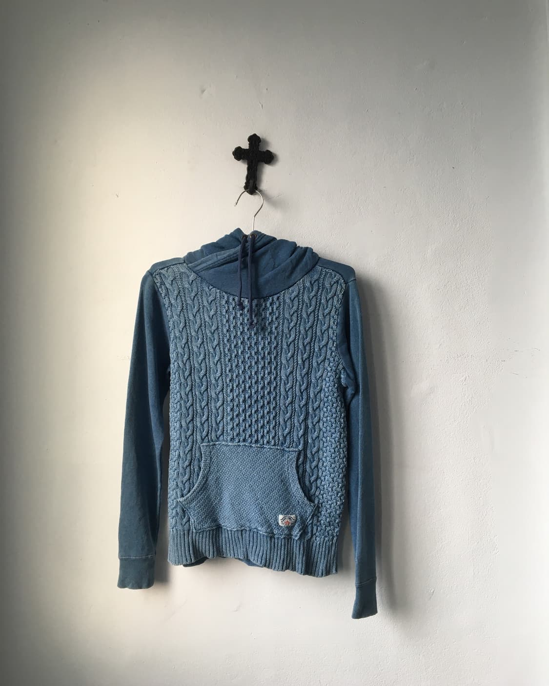 Neck line point cable knit hood 상품이미지2