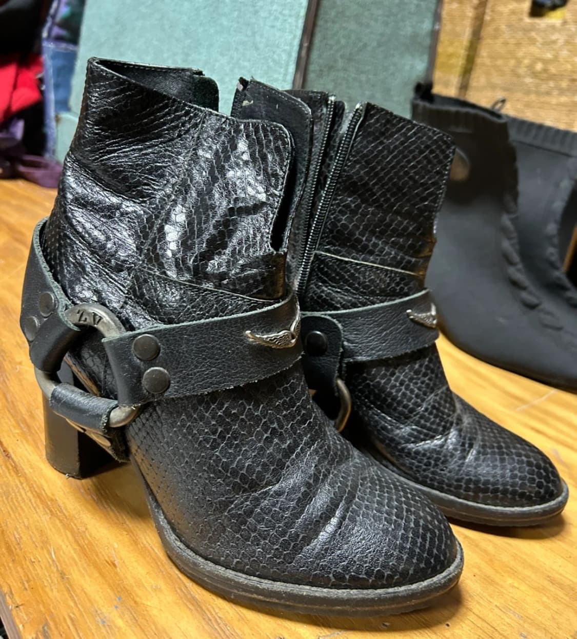 쟈딕앤볼테르 블랙 레더 앵클 부츠 37  상품이미지2