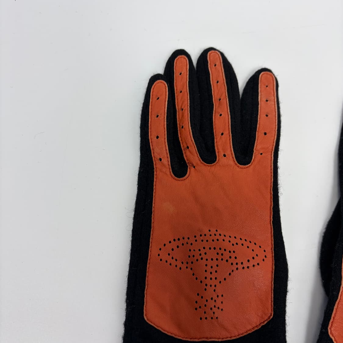 비비안웨스트우드 오브 장갑 상품이미지2