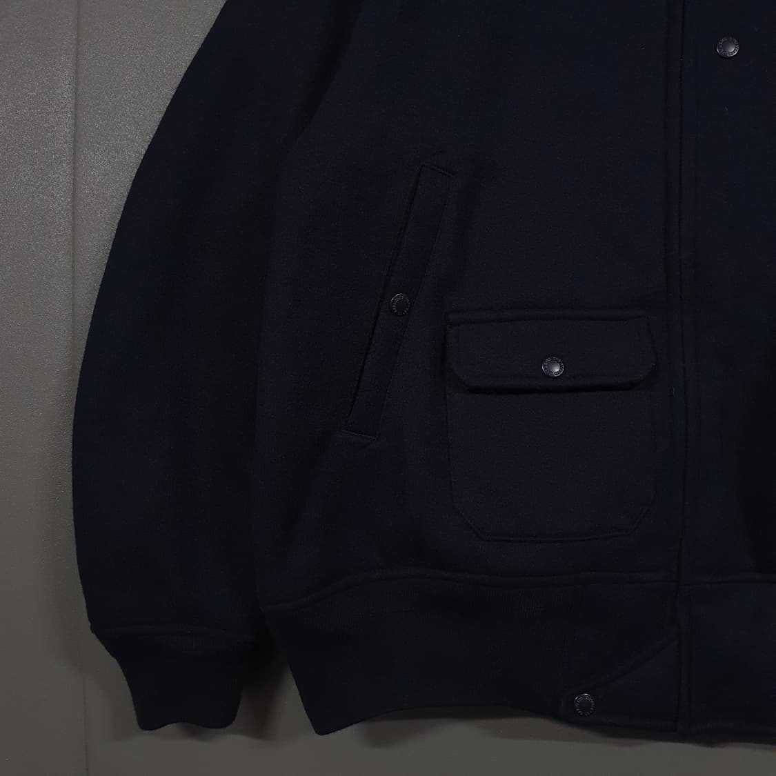 새제품급 L) 유니클로 엔지니어드가먼츠 엔가 퍼프테크 블루종 자켓 네이비 상품이미지3