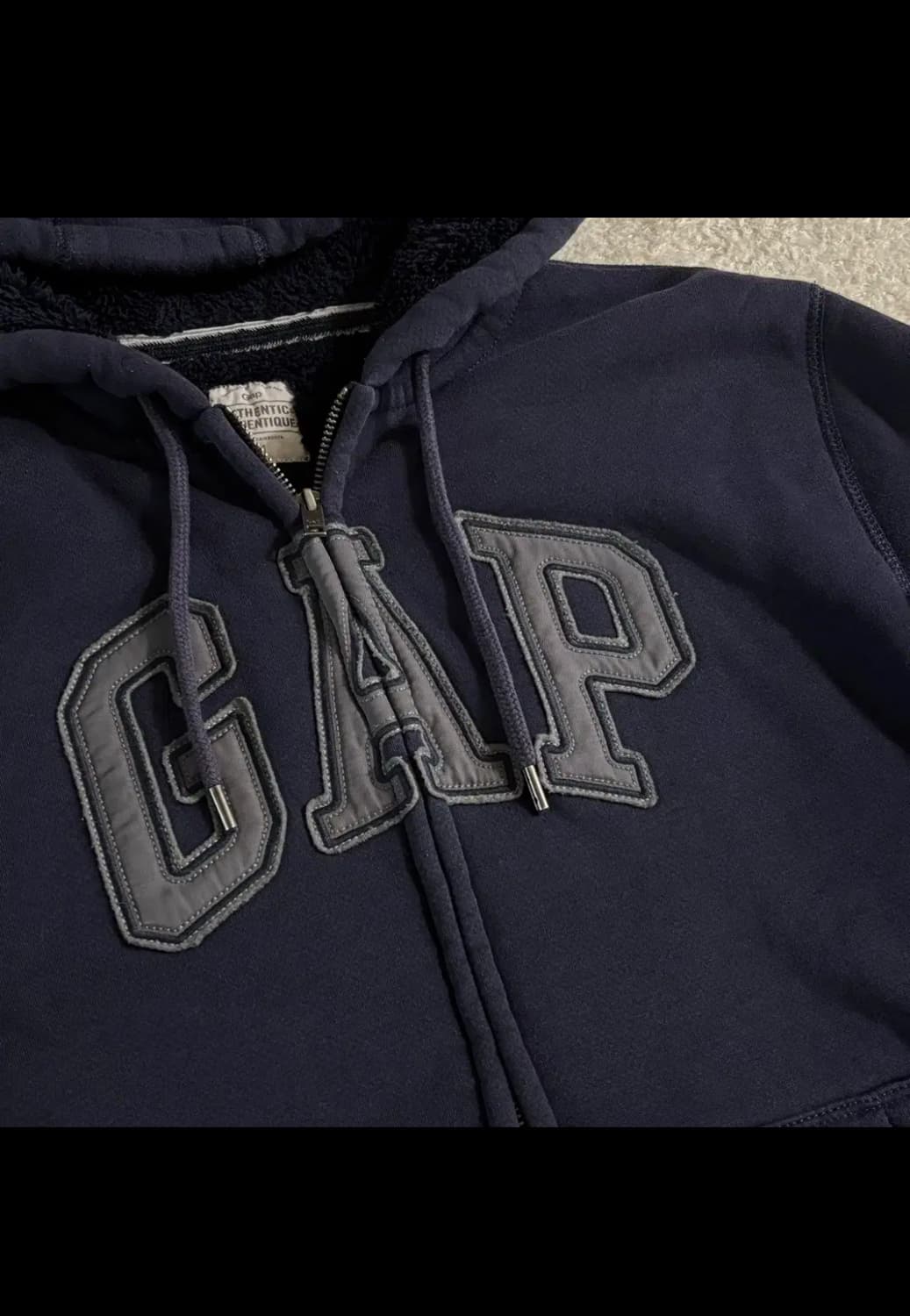 갭 네이비 빅로고 양털 후드집업 상품이미지2