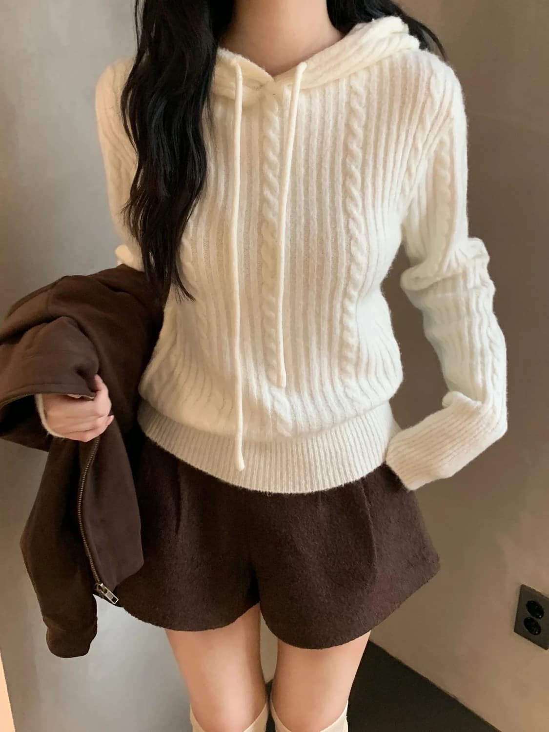 제니오 케이블 니트 원가:73,000 상품이미지10