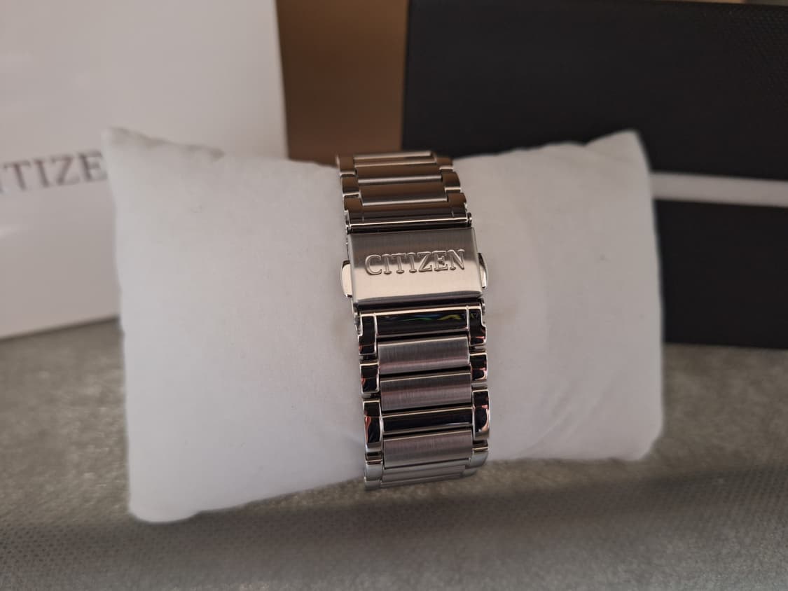 시티즌 탱크 에코드라이브 모델 판매합니다 상품이미지5