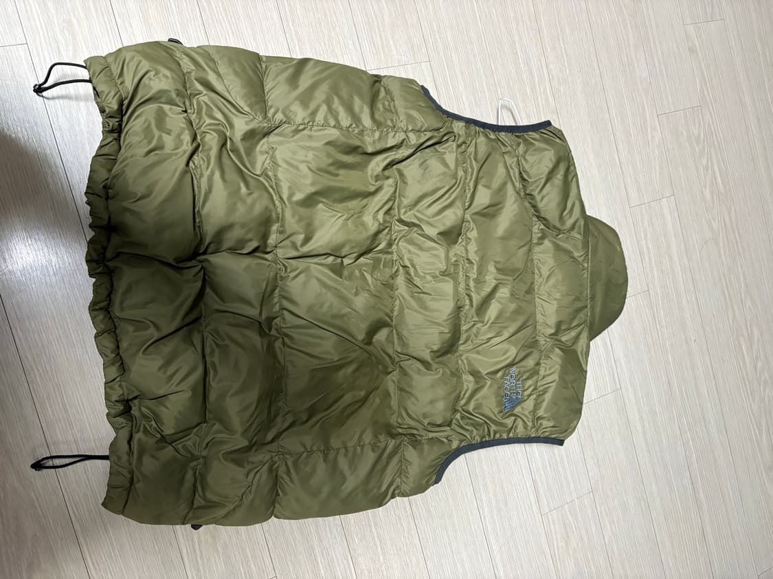 노스페이스 패딩 조끼 M 상품이미지2