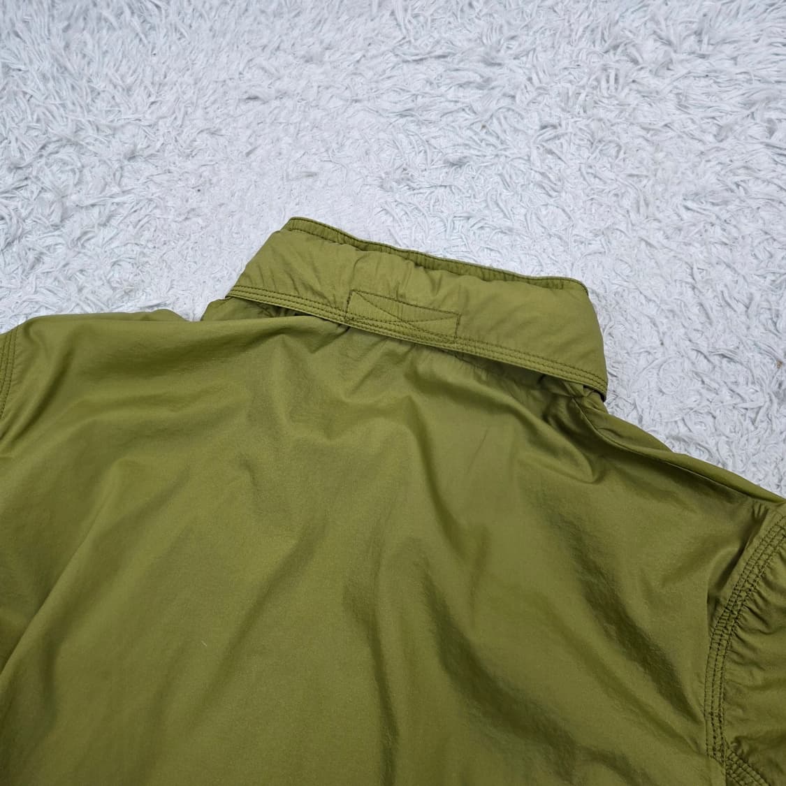 와이드앵글 남성 후드수납식 바람막이 카키 100 상품이미지6