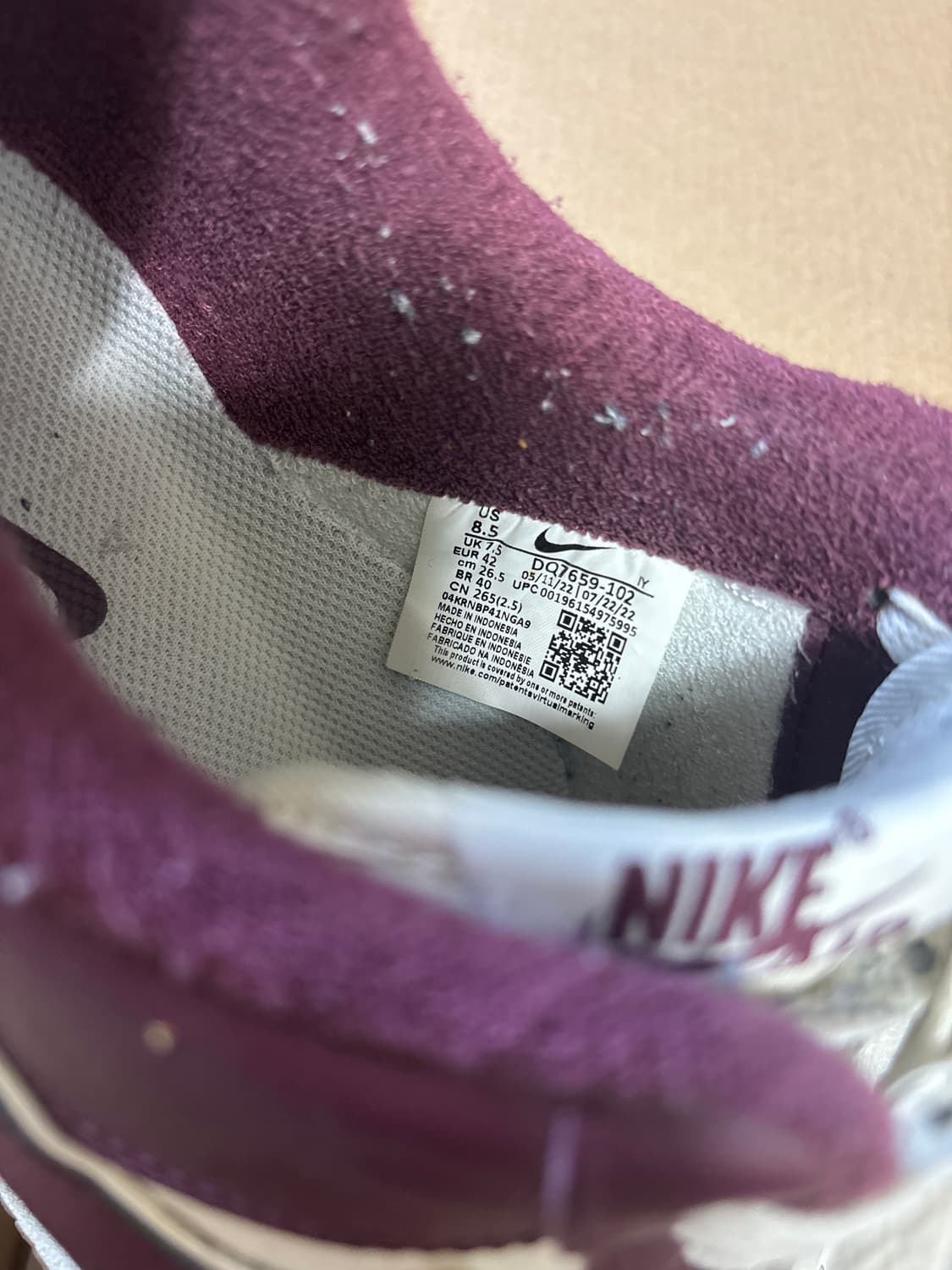 나이키 로우 나이트마룬 265 팝니다. 상품이미지2