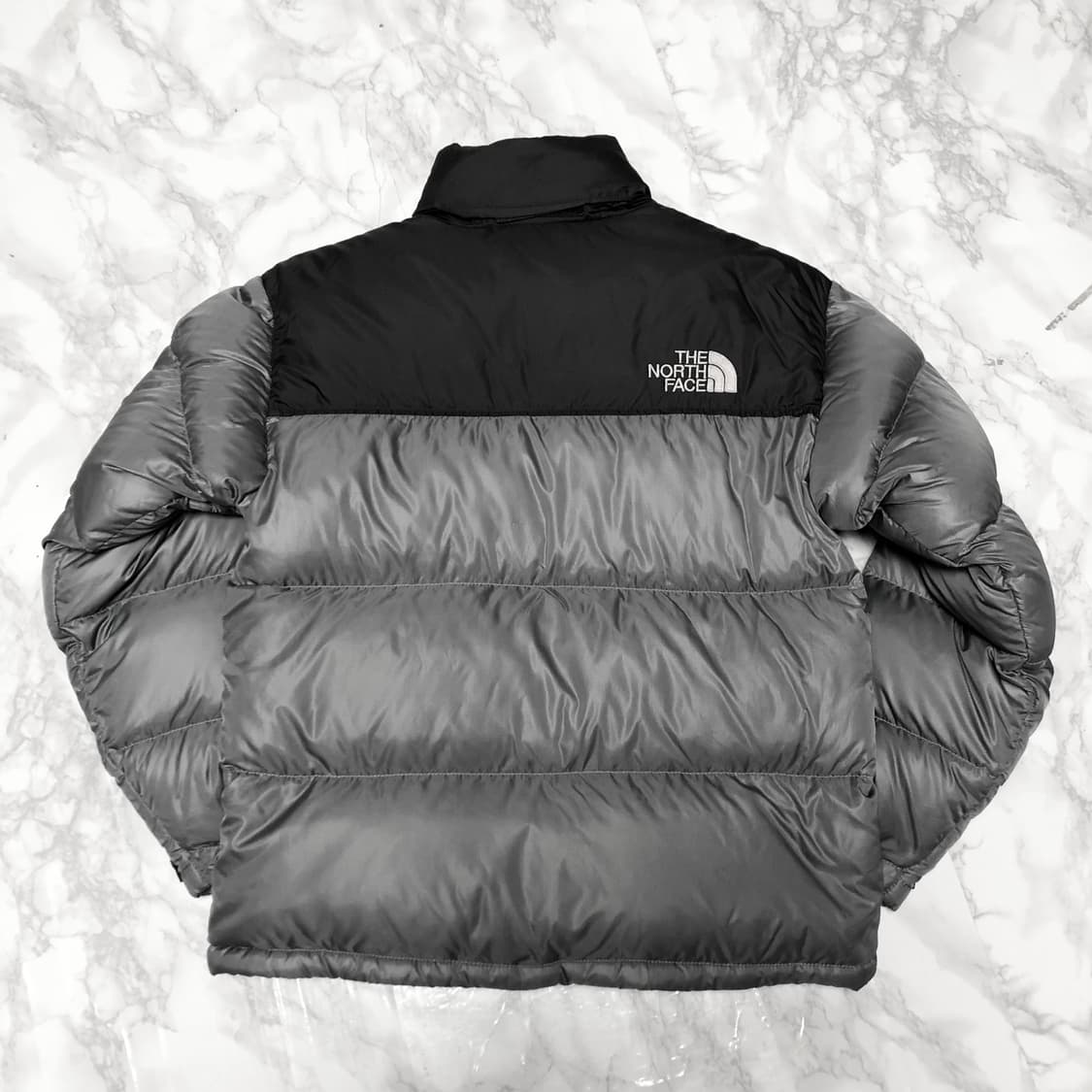 노스페이스 눕시 거의새거 700 패딩 자켓 남여공용 상품이미지3