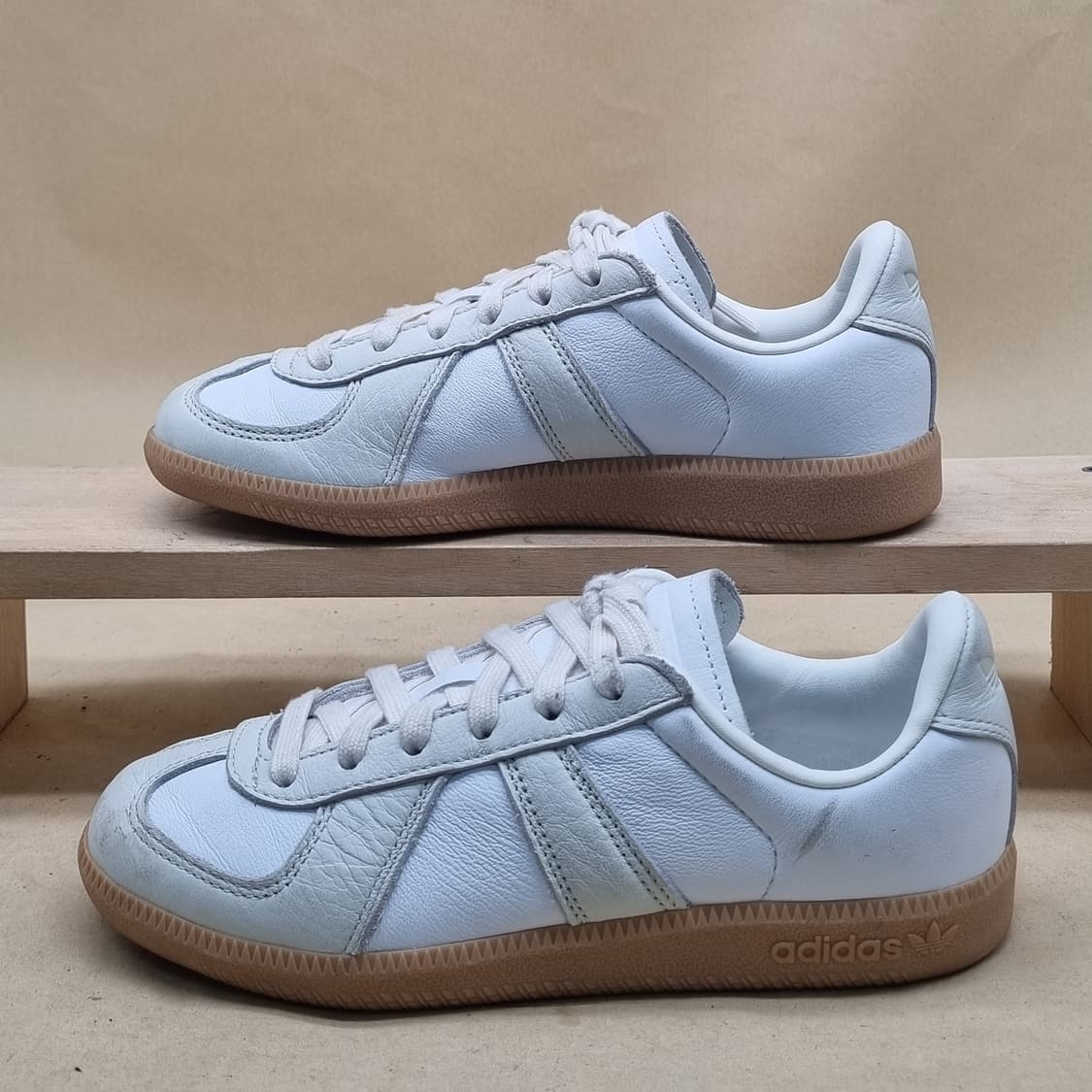 아디다스 BW아미 스니커즈 220 상품이미지1