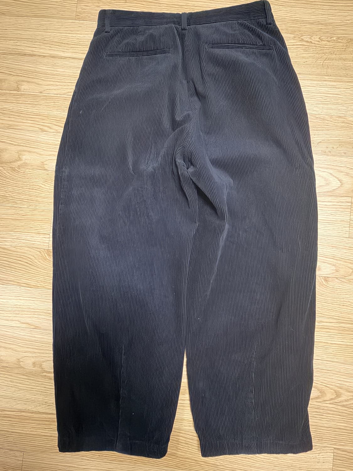 무탠다드 코듀로이 와이드 벌룬 팬츠 블랙 30사이즈 상품이미지3