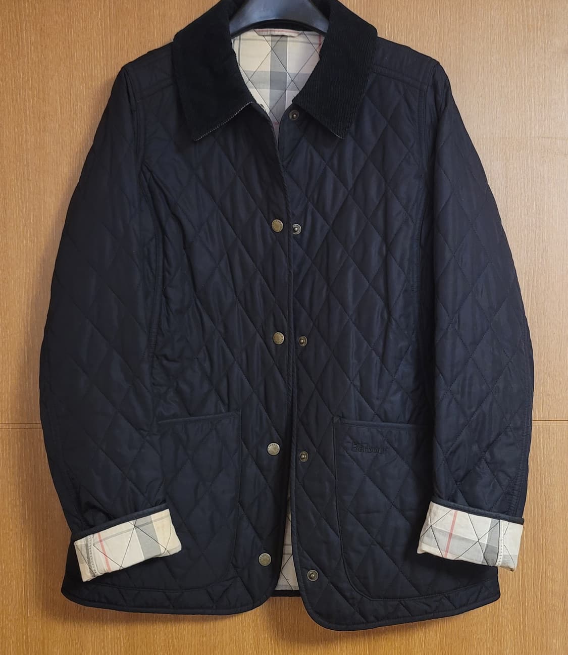 BARBOUR 바버 | 여성 네이비 Annandale 퀼팅 자켓 상품이미지1