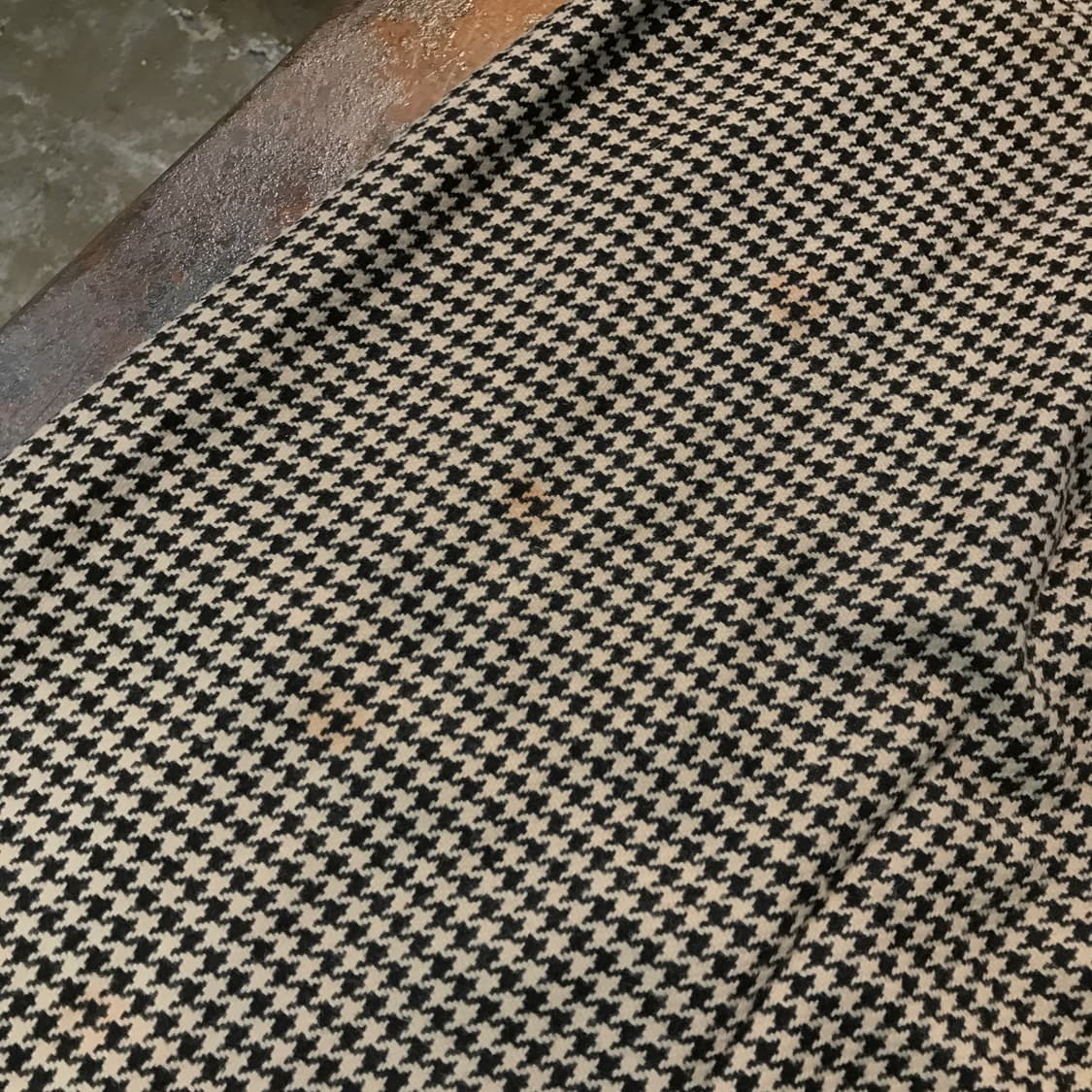 90s 발렌티노 하운드투스 패턴 버튼 미디 스커트 허리 29 사이즈  상품이미지8