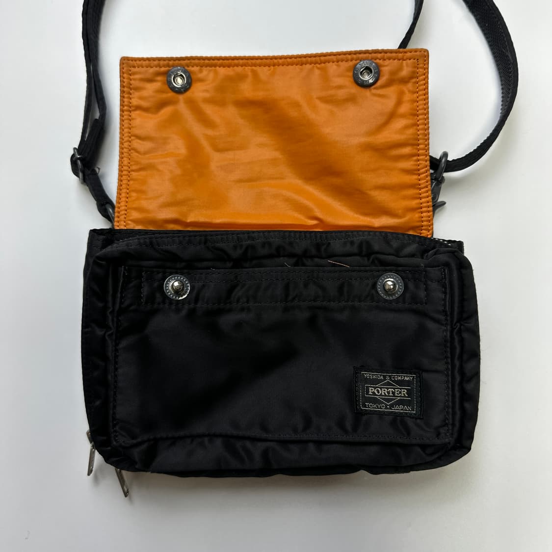 PORTER TANKER SHOULDER BAG 포터 탱커 숄더백 상품이미지4