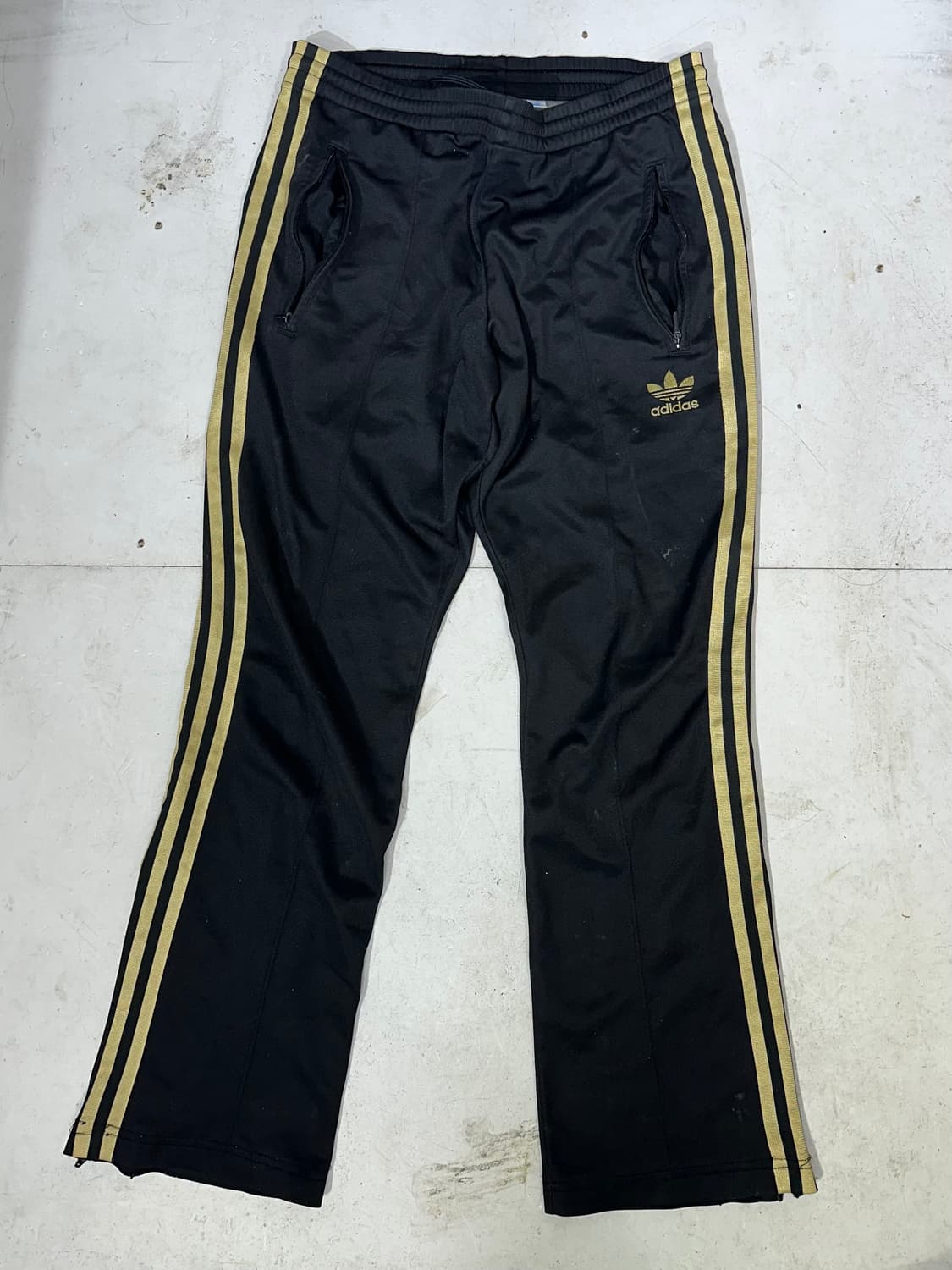 아디다스 파이어버드 와이드 블랙 골드 삼선 추리닝 바지 트레이닝 팬츠  상품이미지4