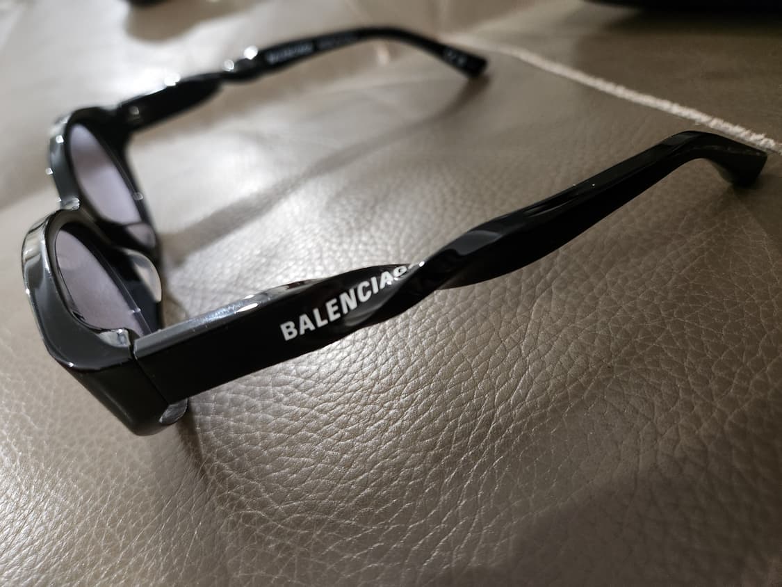 발렌시아가 트위스트 선글라스 상품이미지2