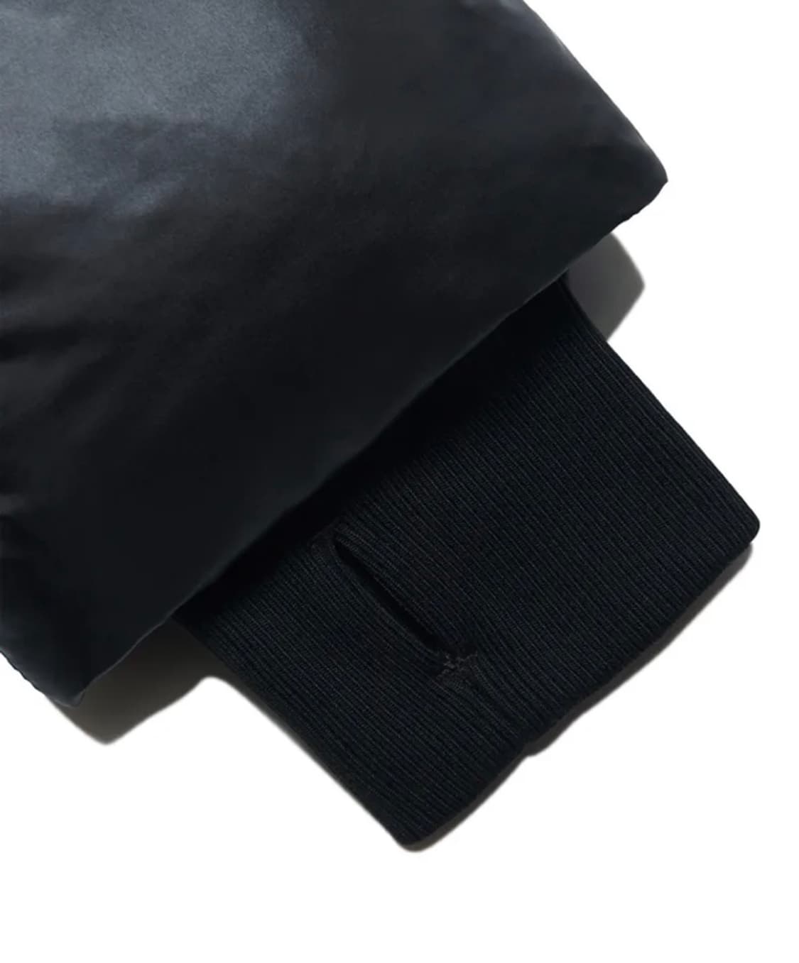 노매뉴얼 덕다운 패딩 블랙  상품이미지8