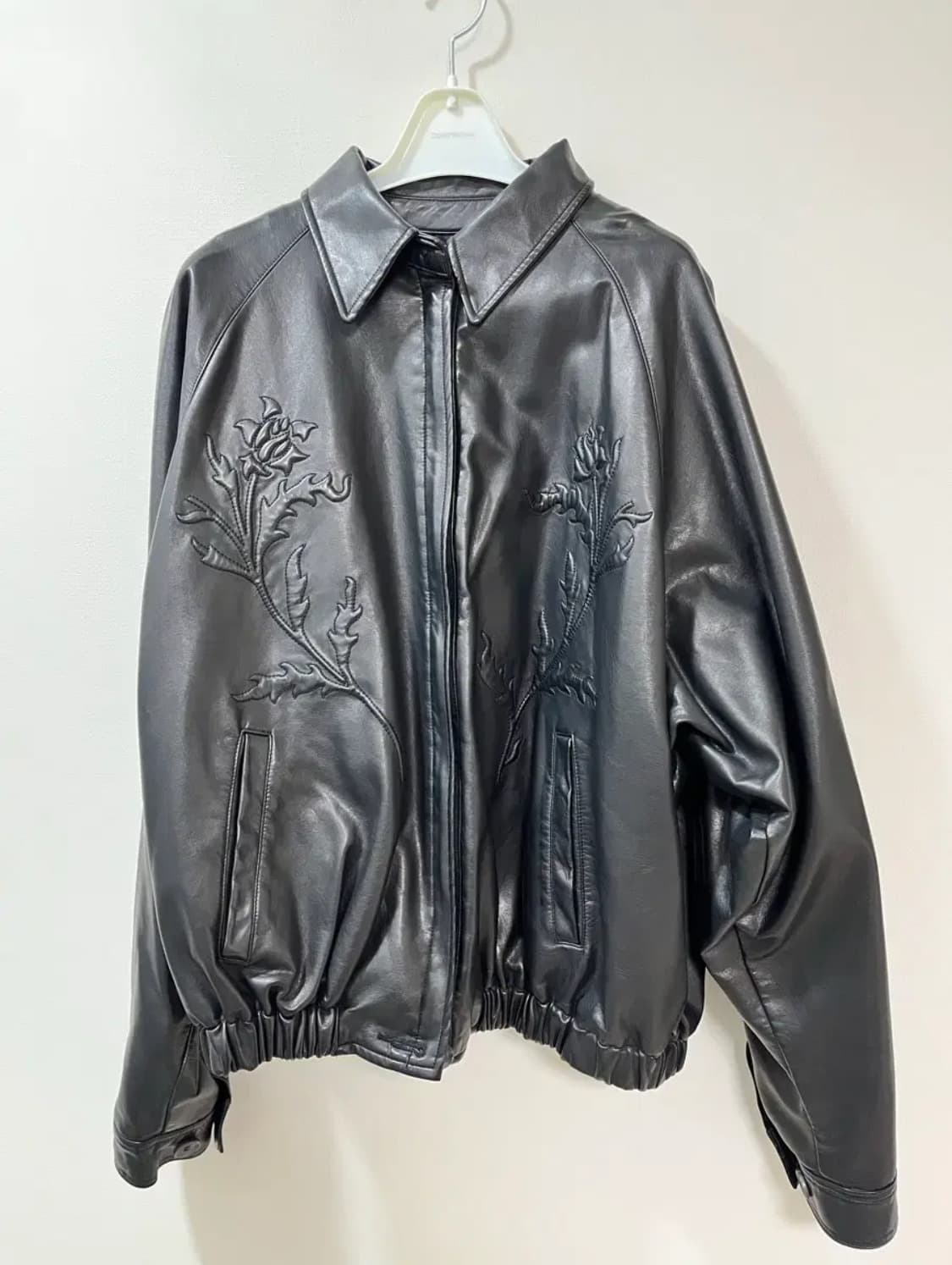 604service rose leather jack 블랙 팝니다 상품이미지4