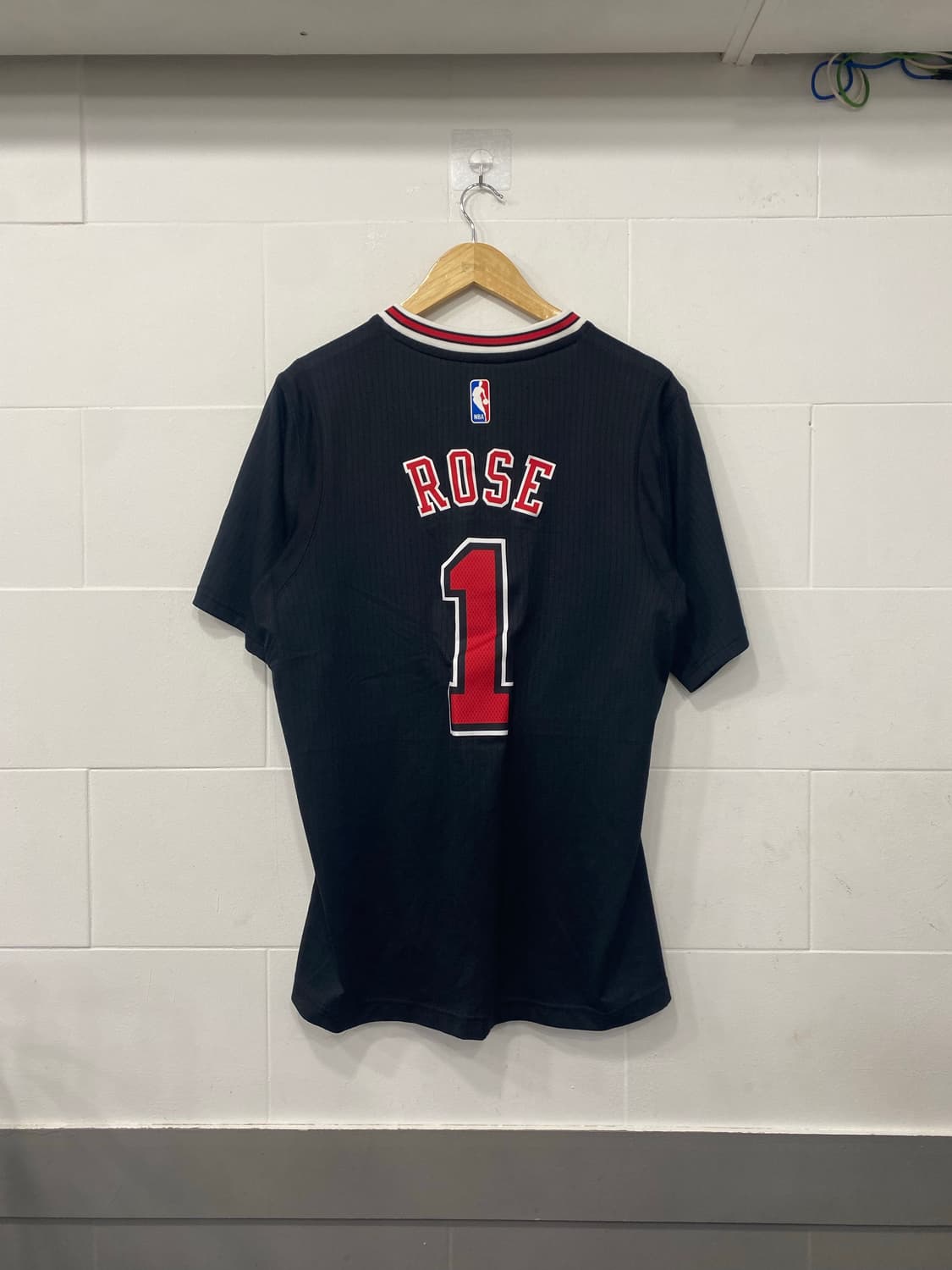아디다스 NBA시카고불스로즈 반팔  상품이미지5