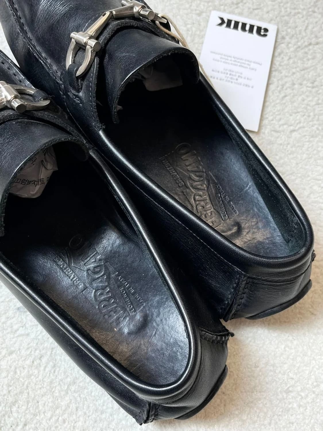 페라가모 크리스 간치니 버클 가죽 로퍼 A1837 상품이미지9