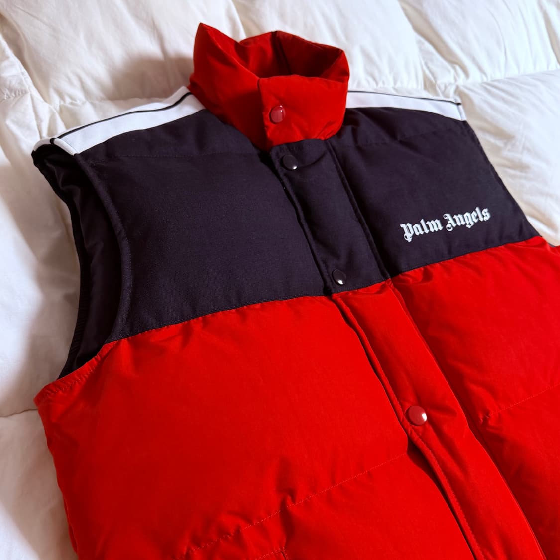(M) Palm angels 팜엔젤스 로고 퍼프 조끼 패딩 레드 상품이미지3
