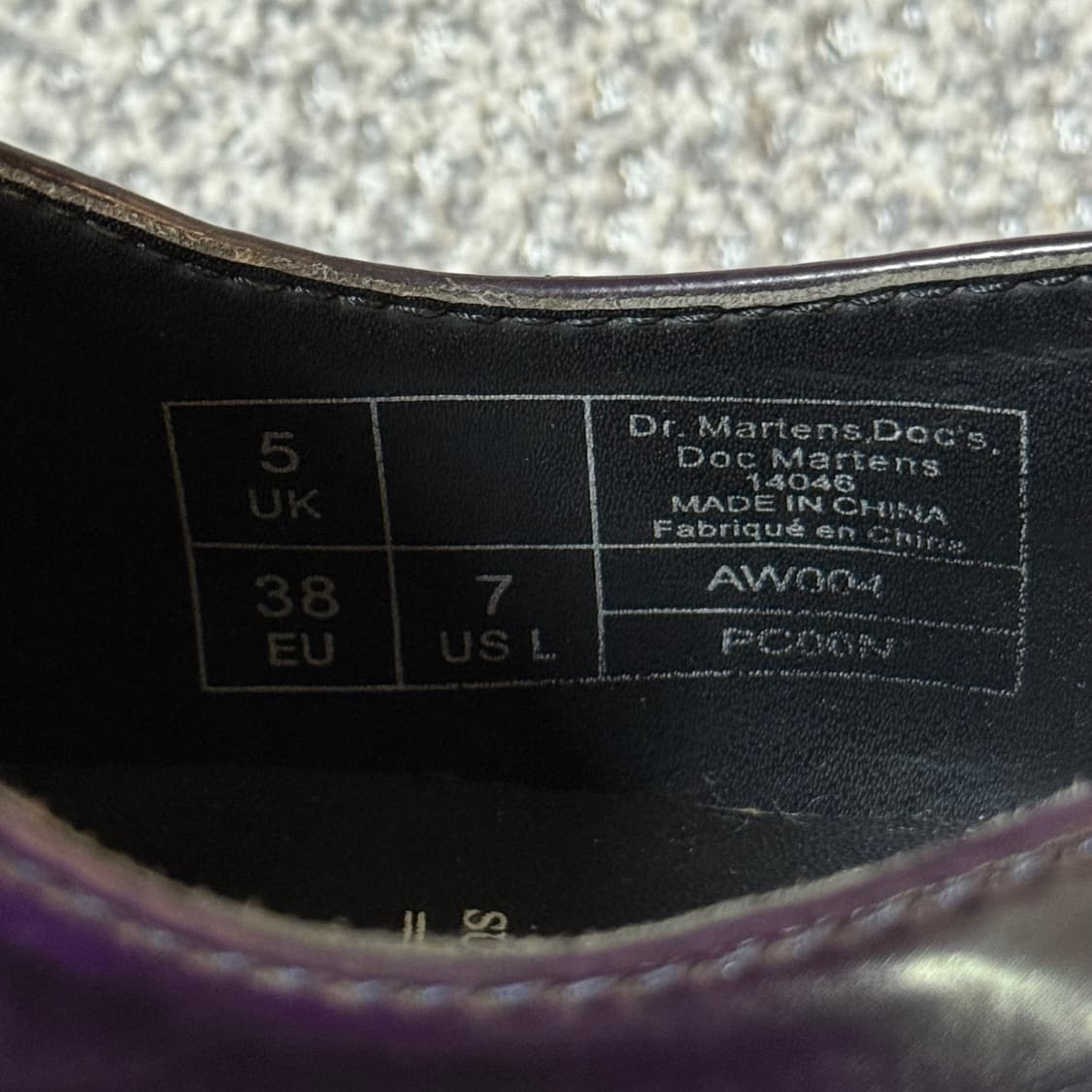 [정가 16만원] 닥터마틴 퍼플 240 상품이미지9