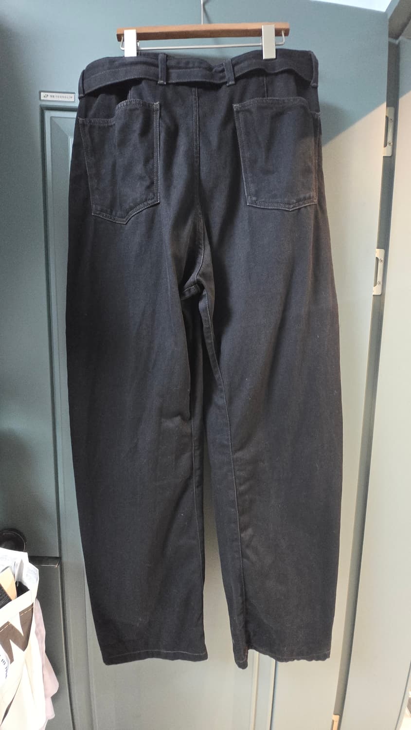 르메르 트위스티드 벨티드 팬츠 22시즌 상품이미지3