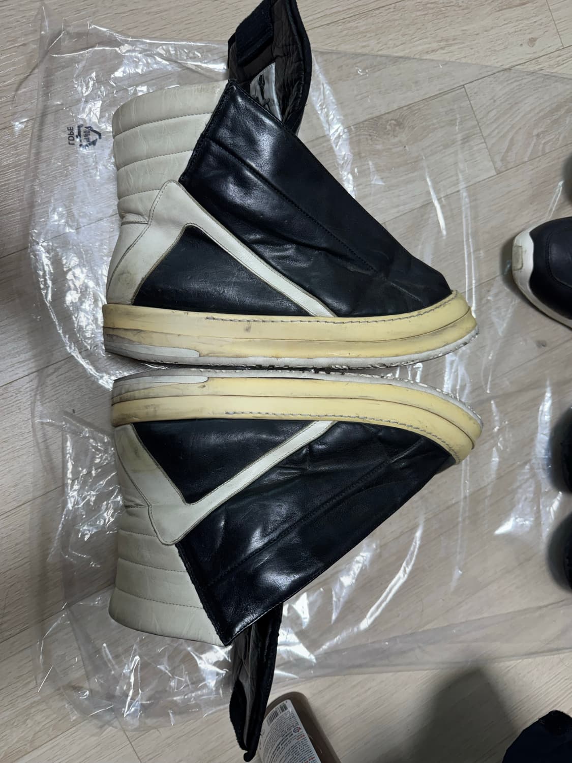 릭오웬스 건담 상품이미지3