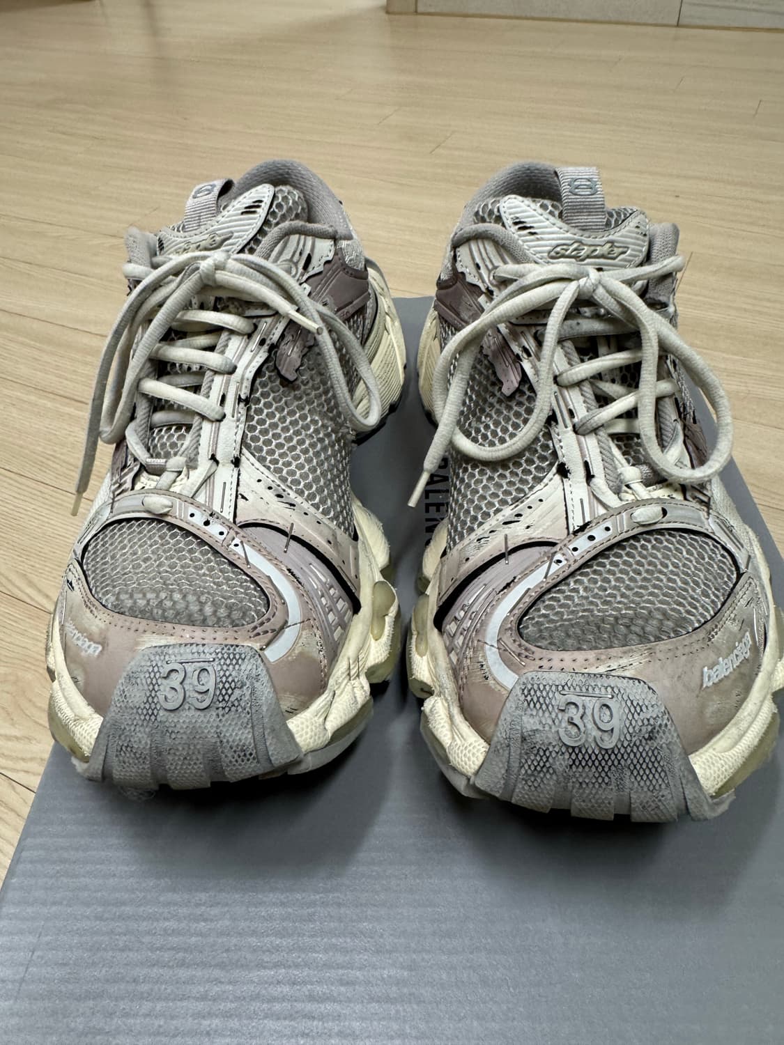 발렌시아가 스테이플러 39 에그쉘 상품이미지6