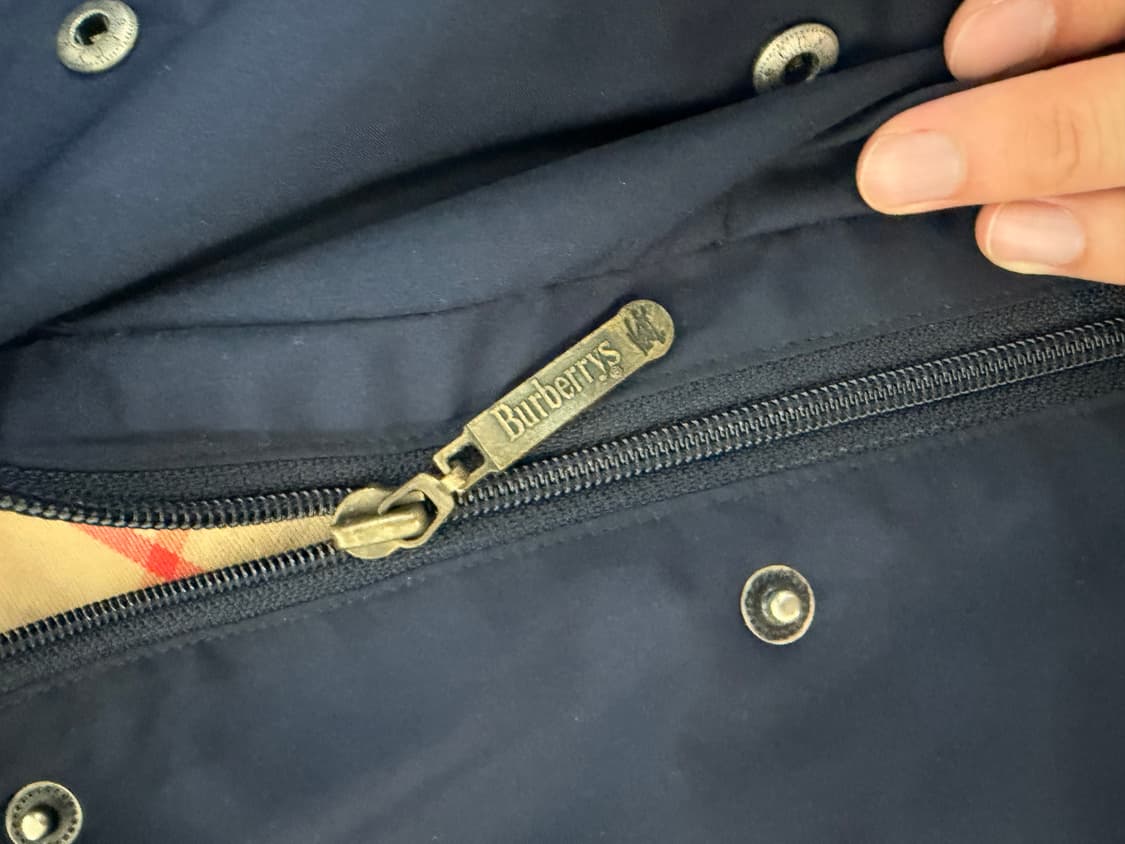 버버리 바람막이 상품이미지2