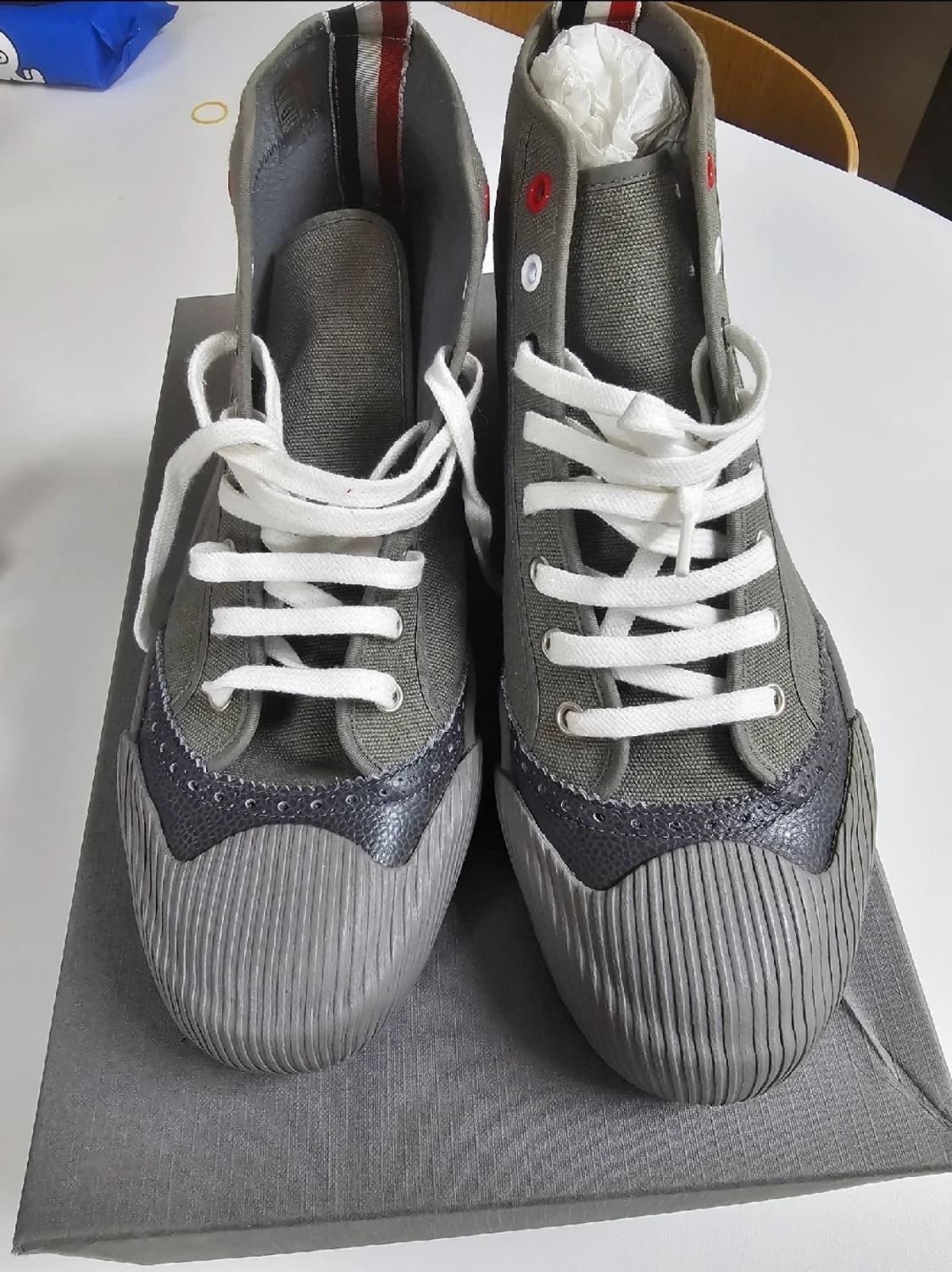 톰브라운 브로그 하이탑 스니커즈(8/265/새상품급) 상품이미지1