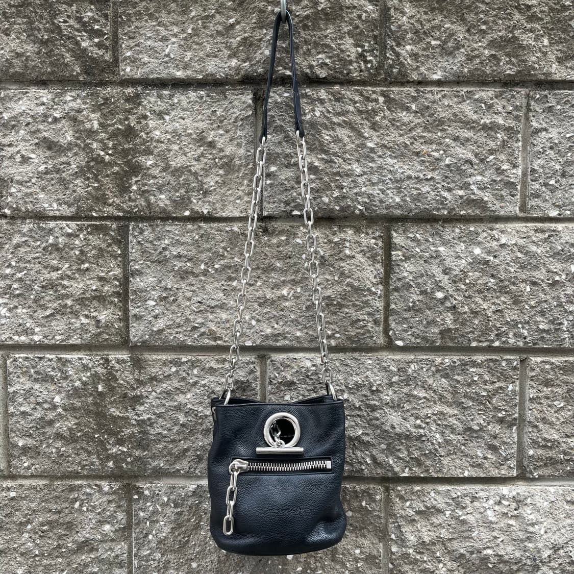 [OS] Alexander Wang 리엇 크로스백 상품이미지2