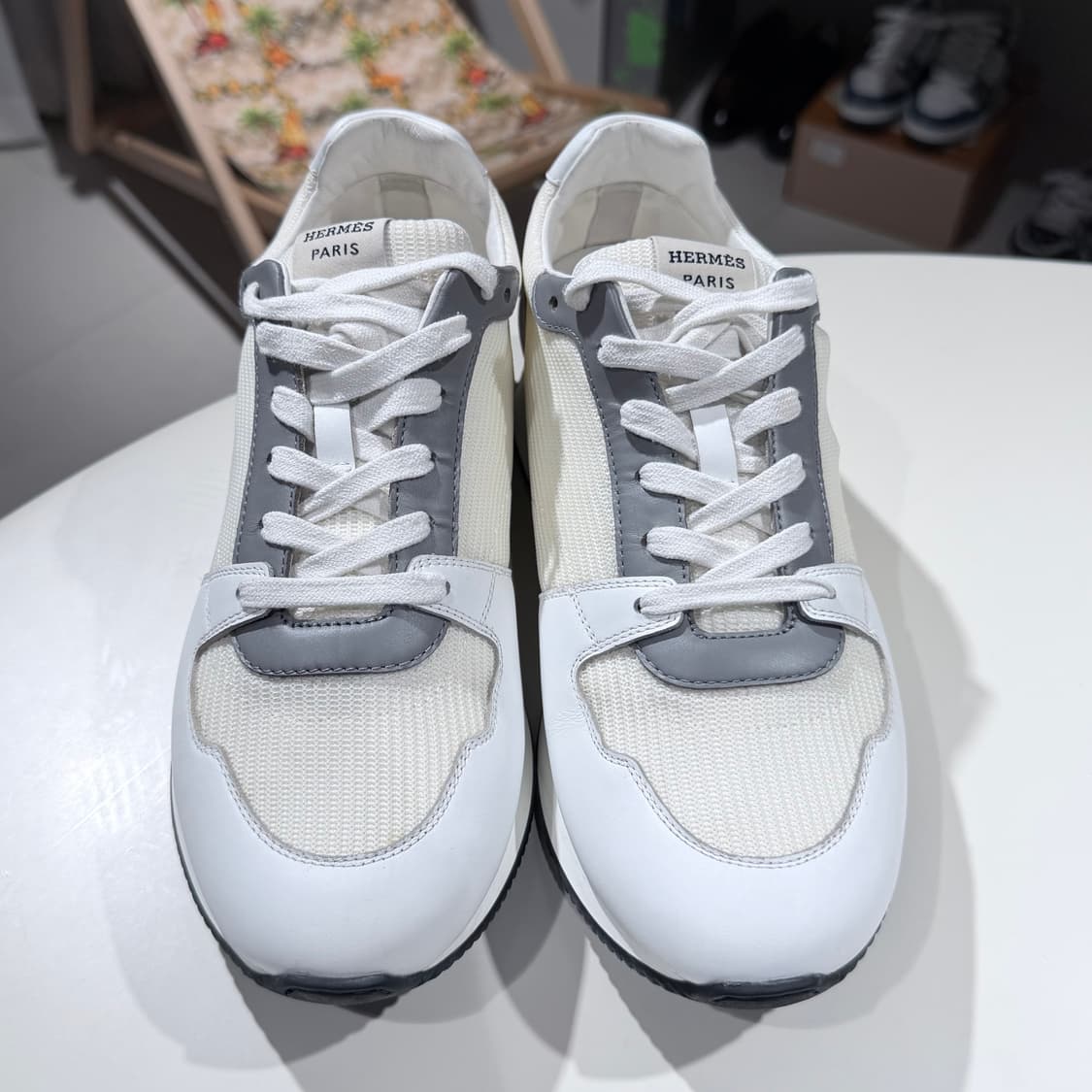 40 / 에르메스 이스케이프 메쉬 카프스킨 누아 스니커즈 상품이미지3