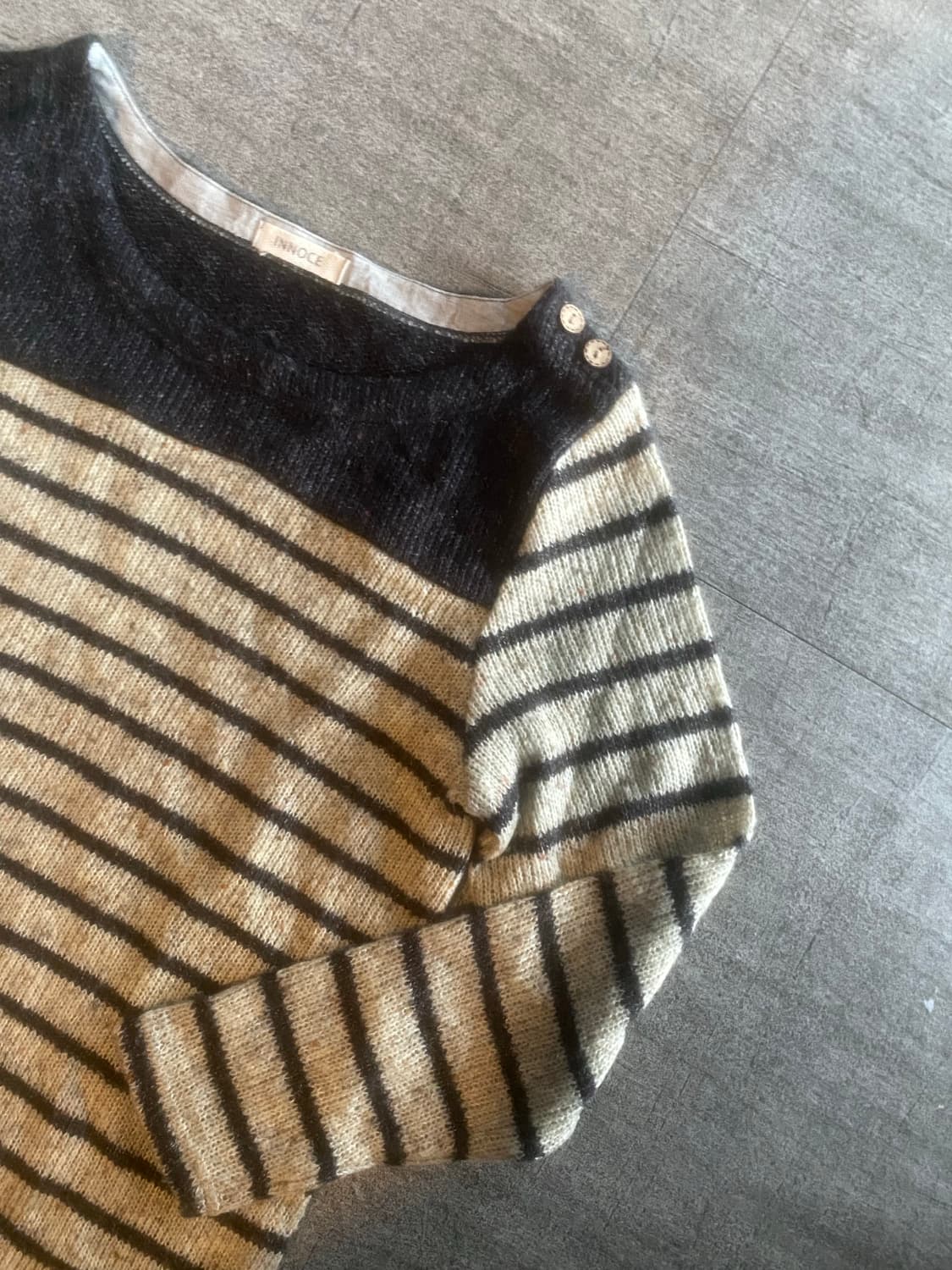 일본빈티지 Innoce 하구미모리걸할메카지 바선생 숄더버튼 니트스웨터 상품이미지2