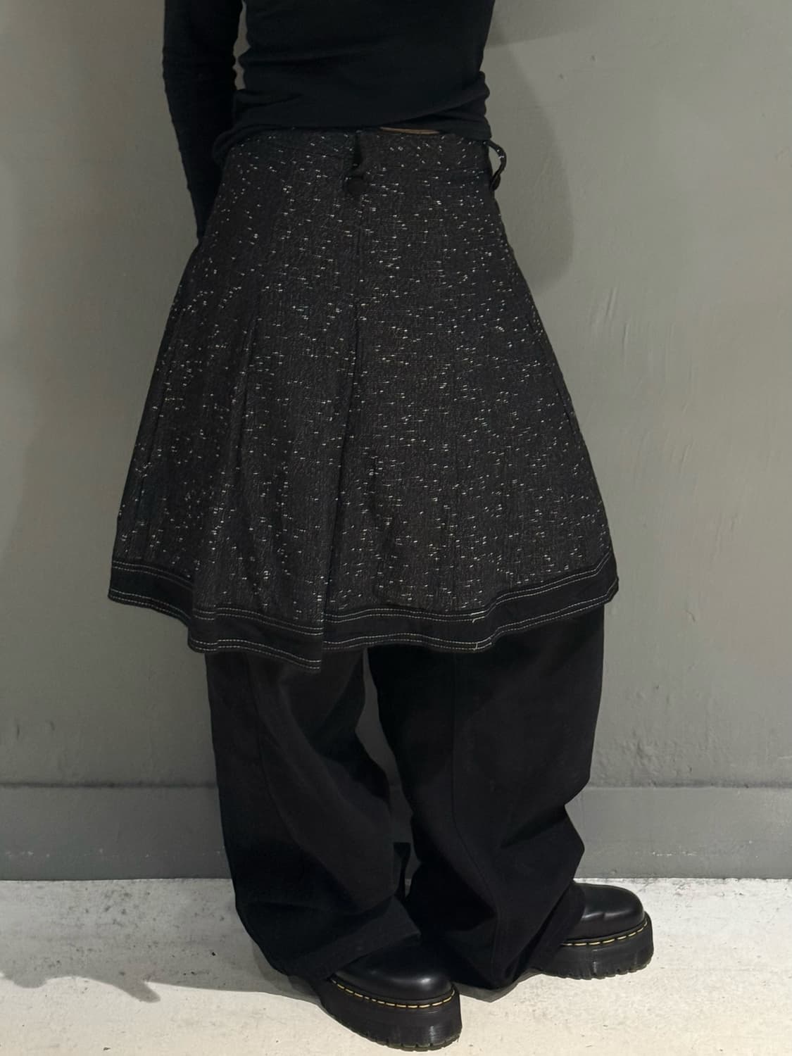 black tweed line detail flare skirt 상품이미지1