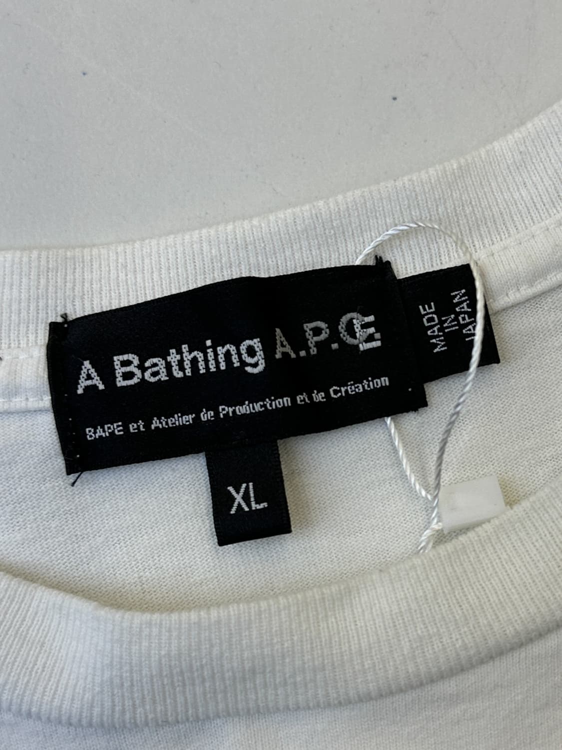 베이프 X 아페쎄 22fw 마일로 온 APC 와이드 티셔츠 상품이미지4