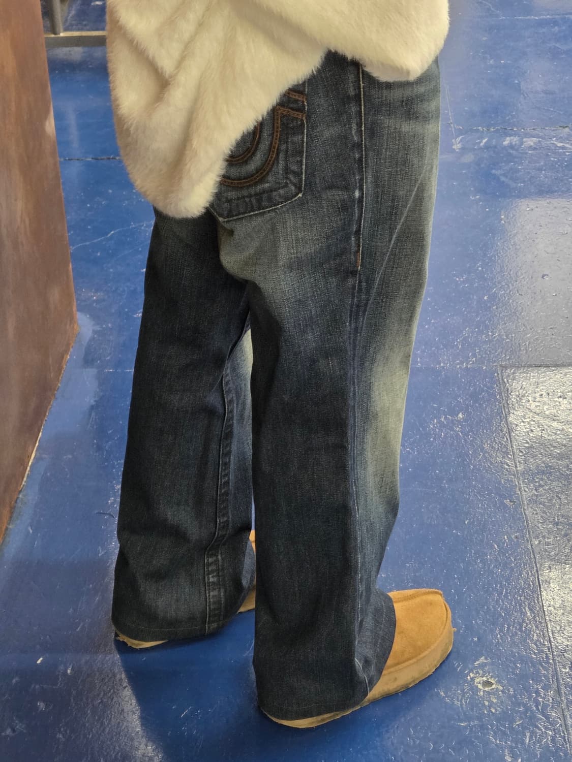 TR 트루릴리전 레더 라인 데님 팬츠 상품이미지1