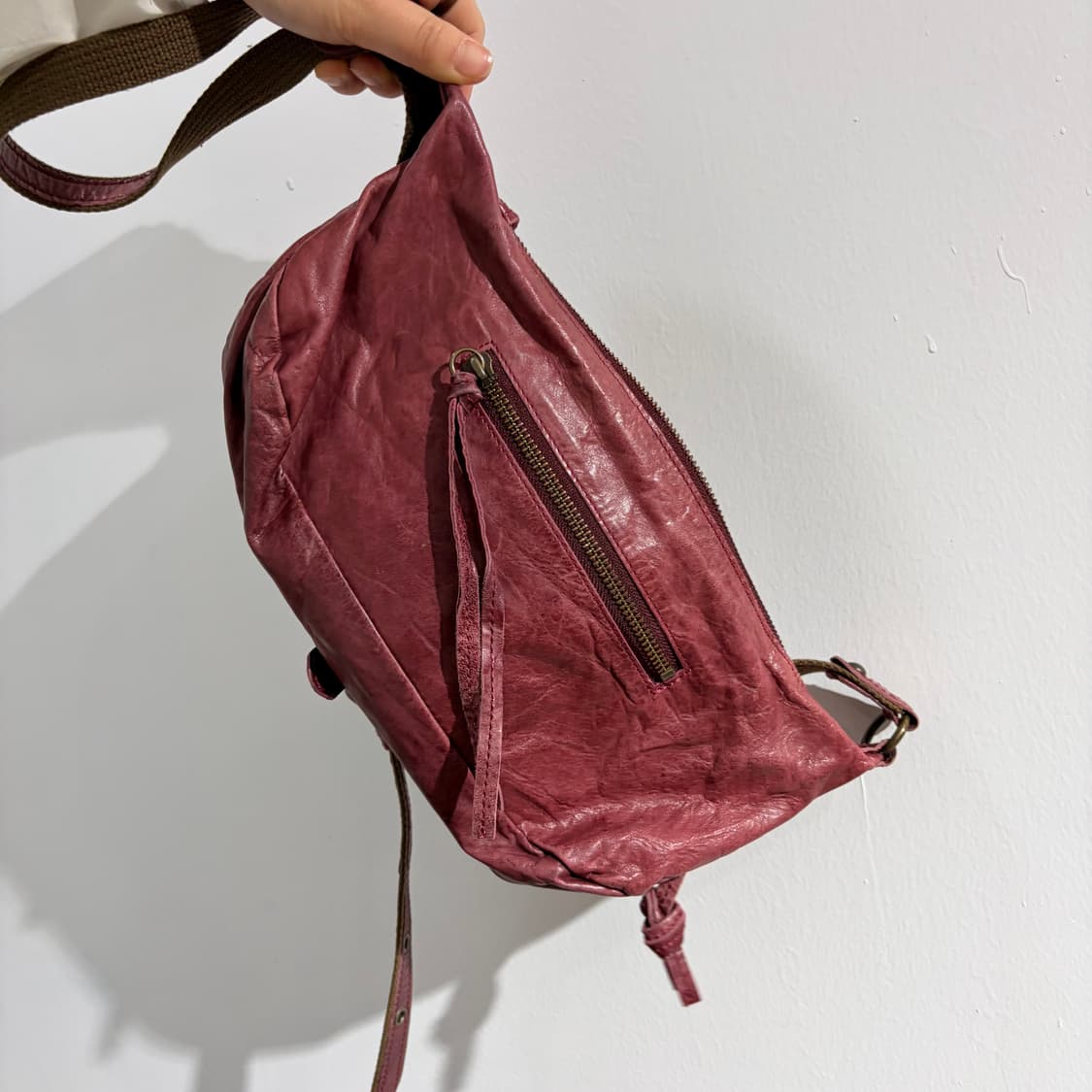 버건디 레더 가죽 크로스백 가방 상품이미지6