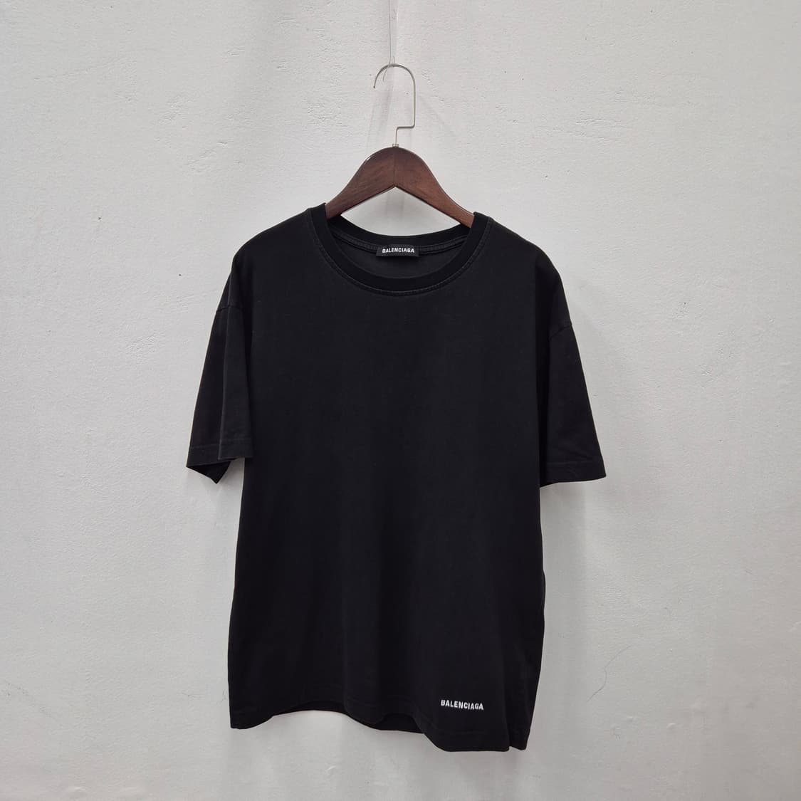 발렌시아가 레귤러핏 반팔 M 상품이미지1