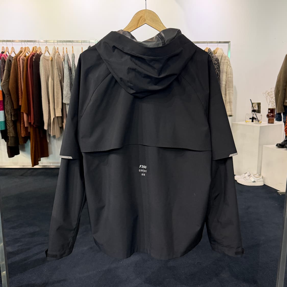 [110] 데상트 쉘자켓 바람막이 상품이미지2