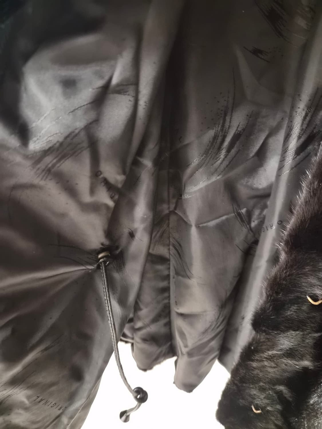 진도모피(JINDO) 정품 블랙 미니 밍크 자켓 (상태 최상) 상품이미지4