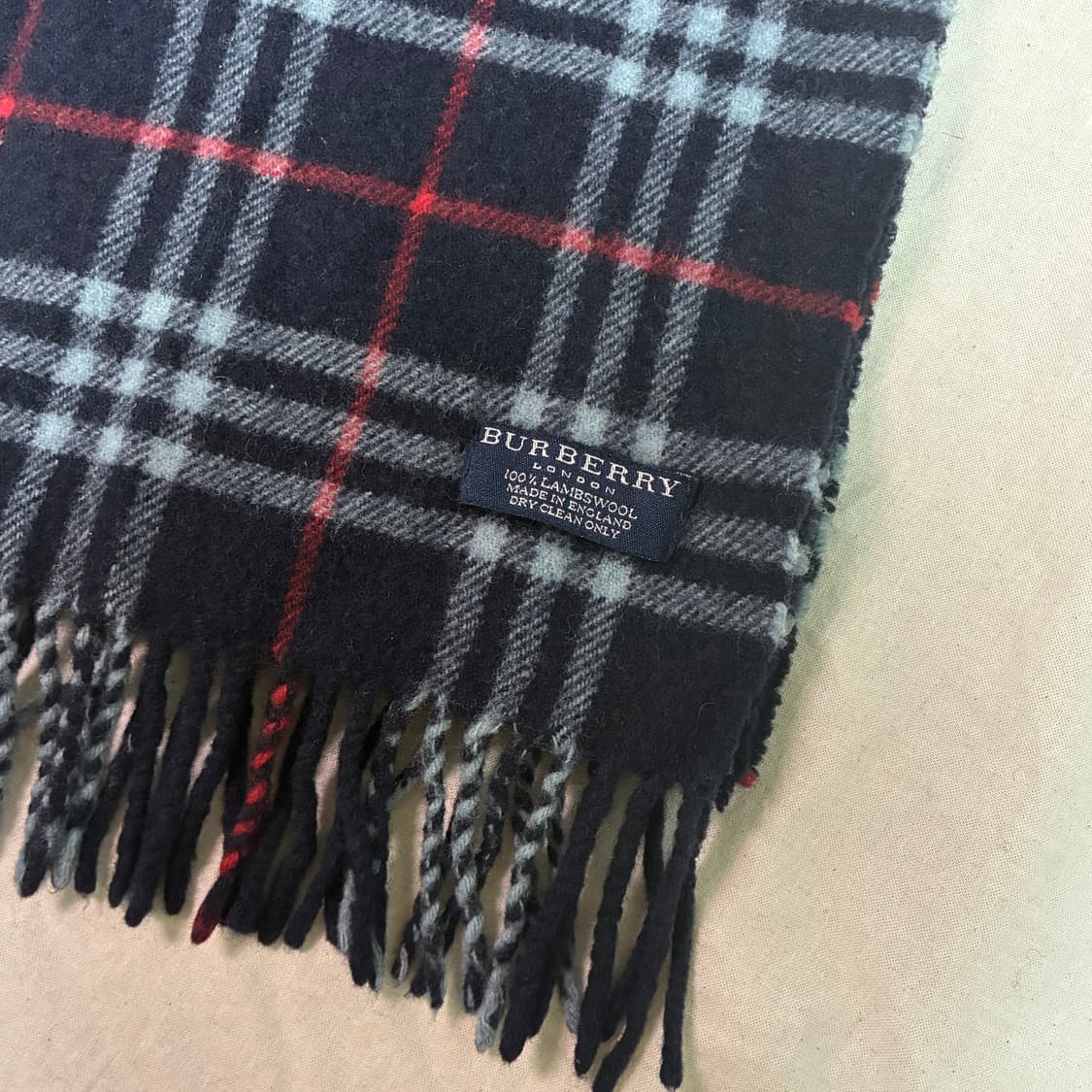 정품 버버리 램스울 체크 머플러 상품이미지2