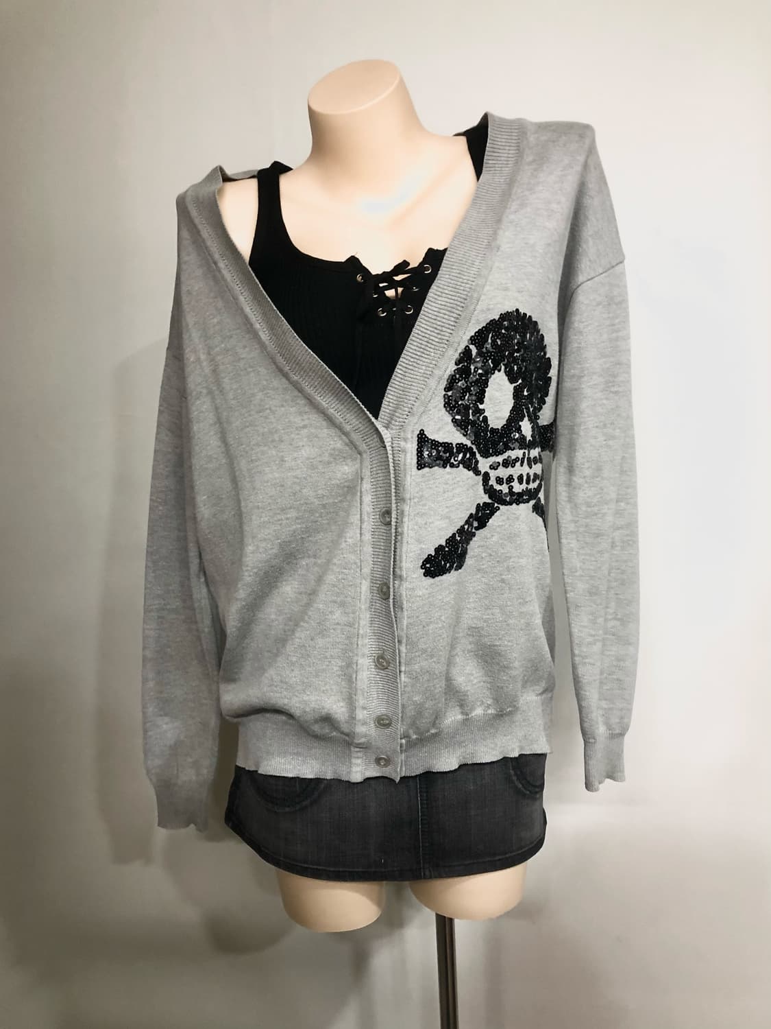 gray skull sequin cardigan 상품이미지2