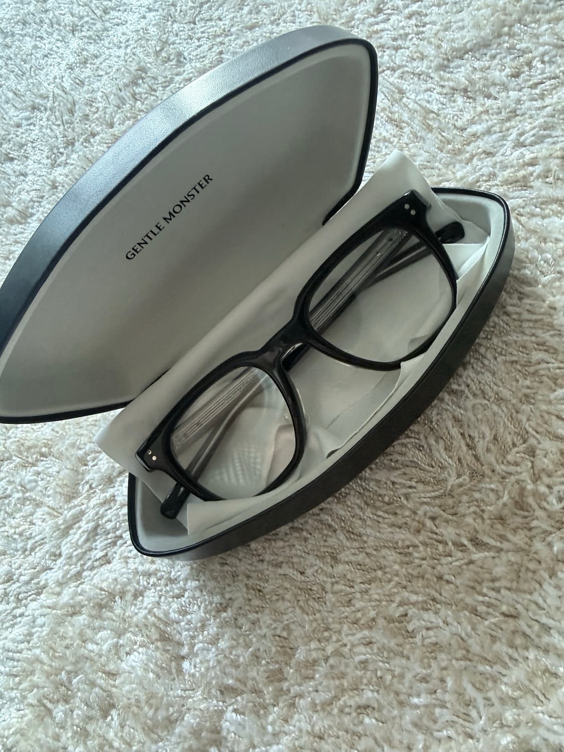 젠틀몬스터 칼 상품이미지2