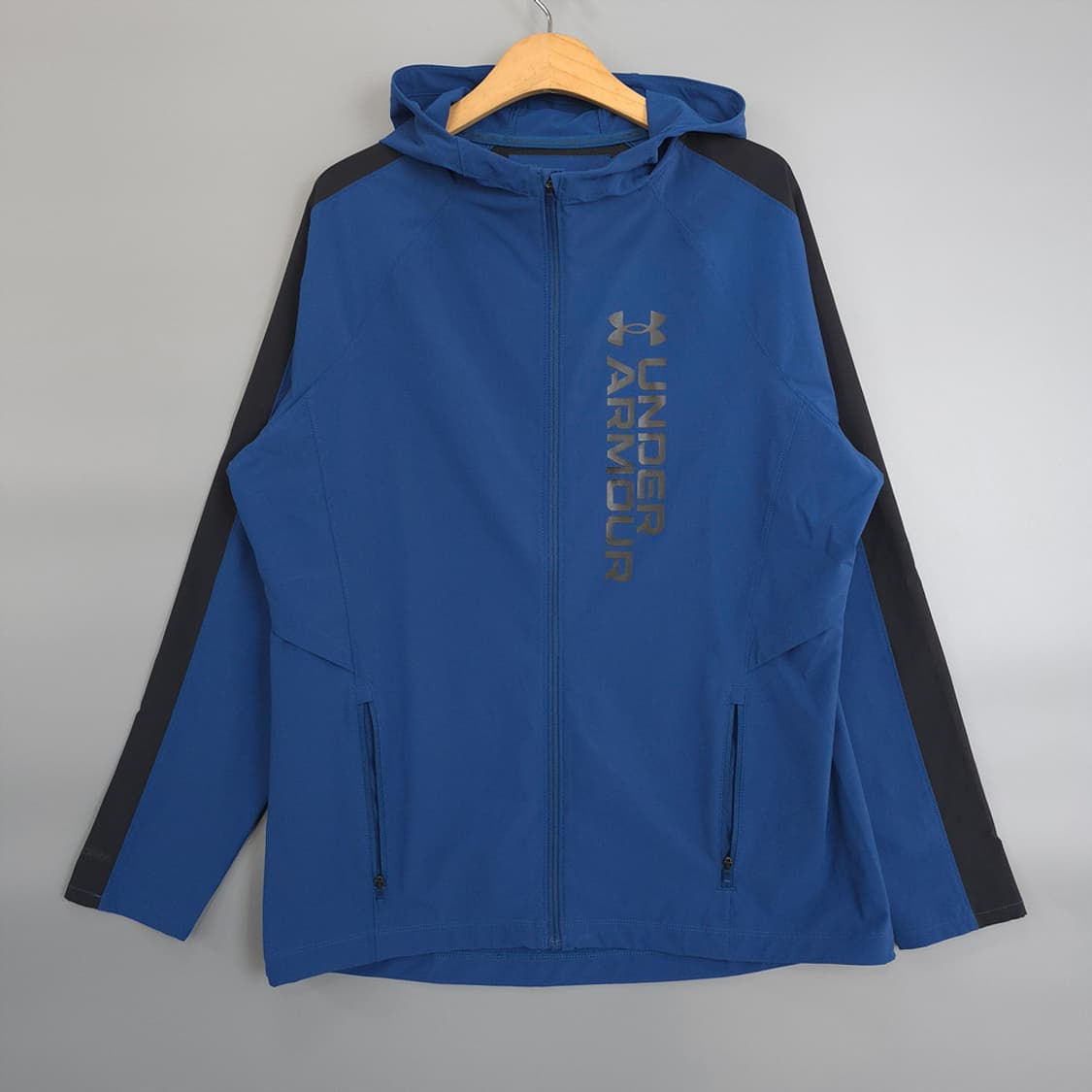 언더아머 UNDER ARMOUR로고 배색 후드 바람막이 XL 상품이미지1