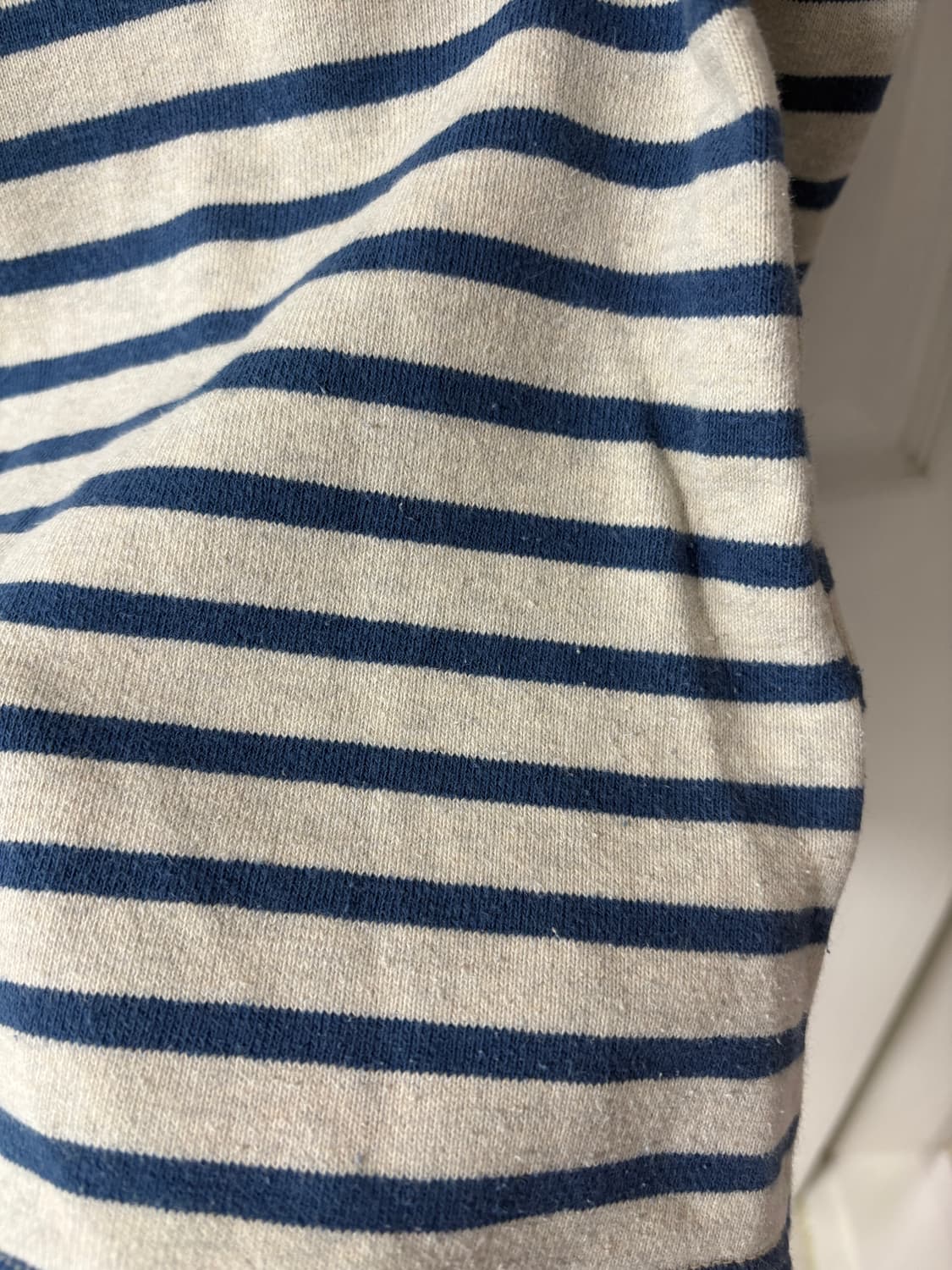 캐피탈 스트라이프 보더 맨투맨 티셔츠 상품이미지10