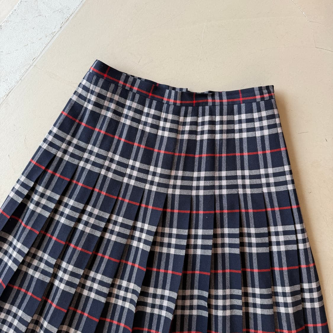 버버리 노바체크 울 스커트 상품이미지3